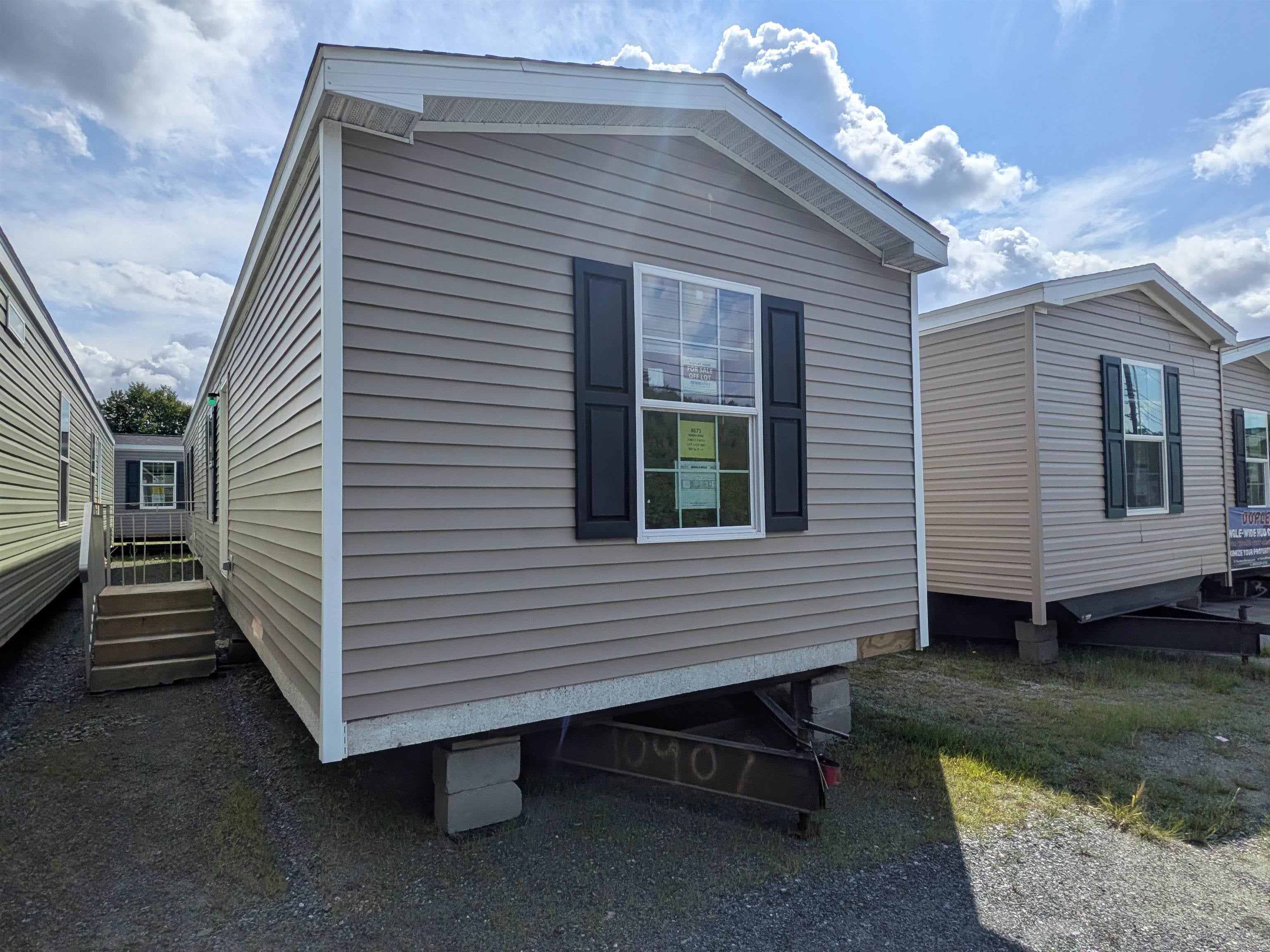 143 Hillview Terrace — photo