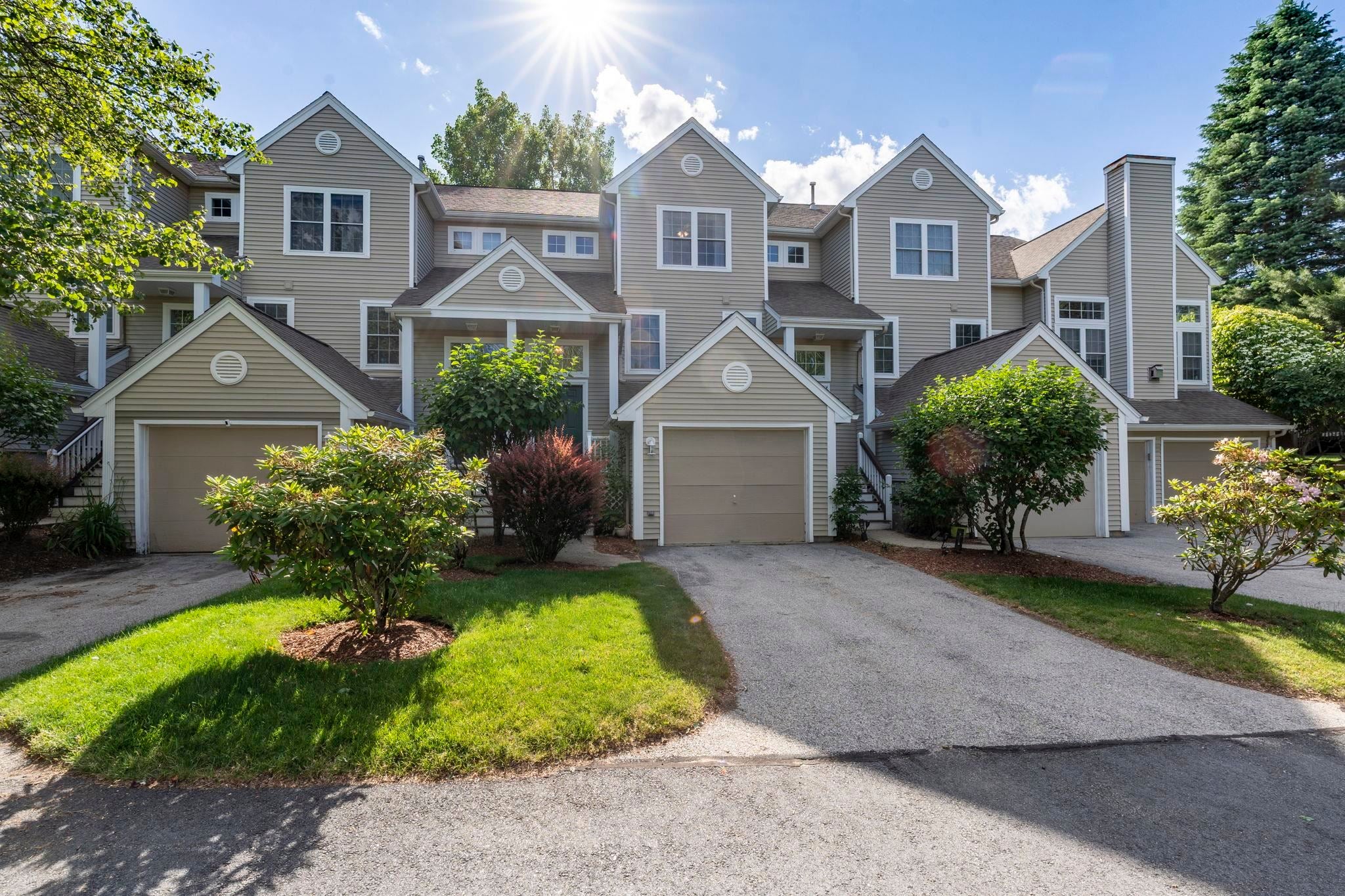 16 Edward Circle — photo