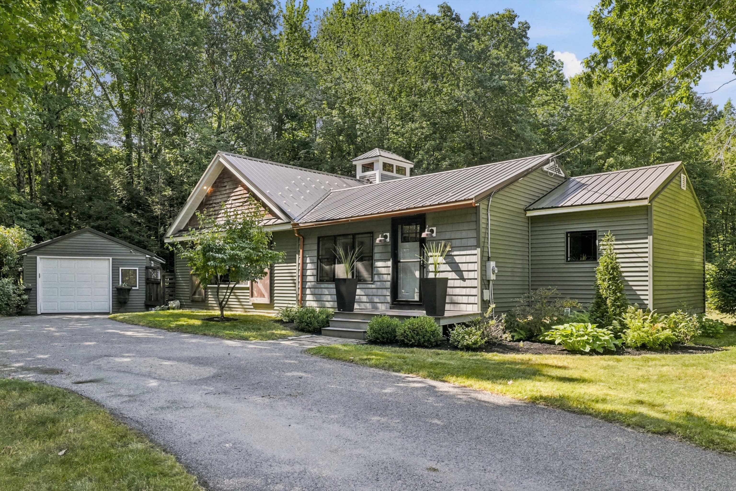 44 Beech Hill Road — photo