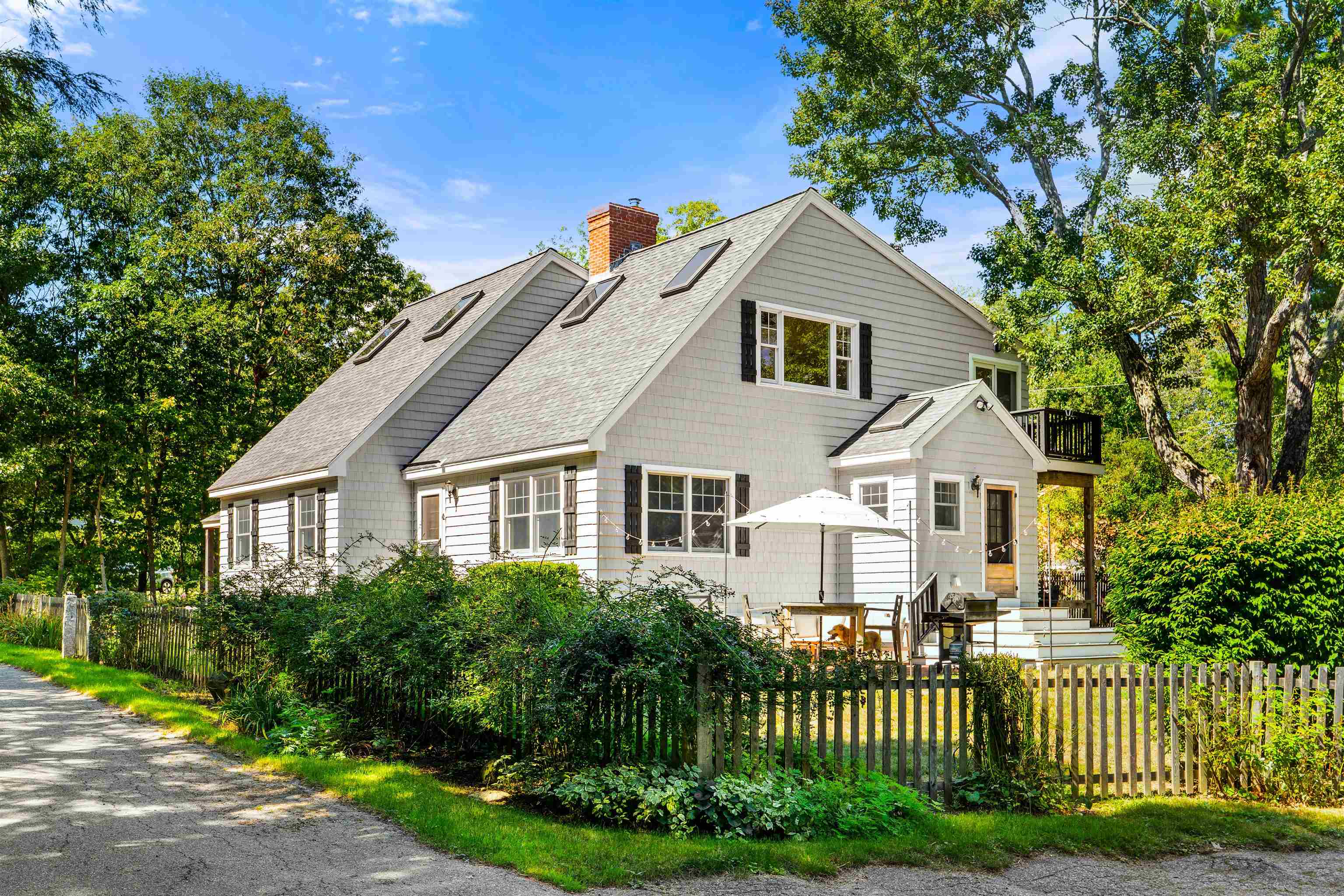 4 Moccasin Lane — photo