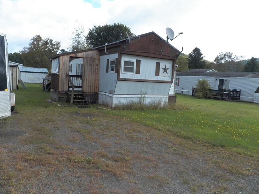 28 Preston Lane — photo