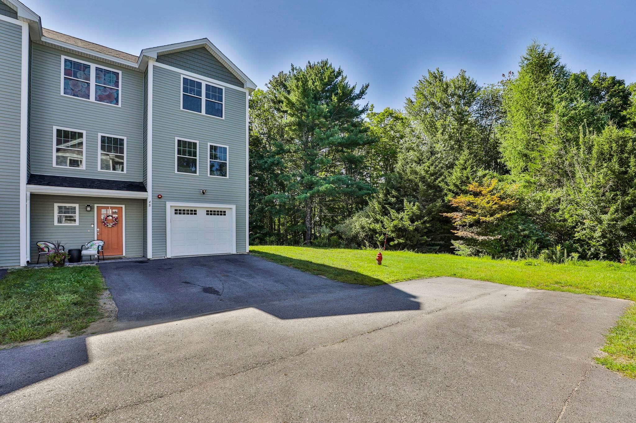 4 Bovee Way B — photo