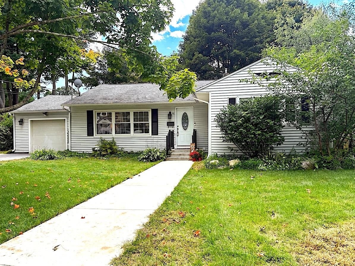 40 Atherton Avenue — photo