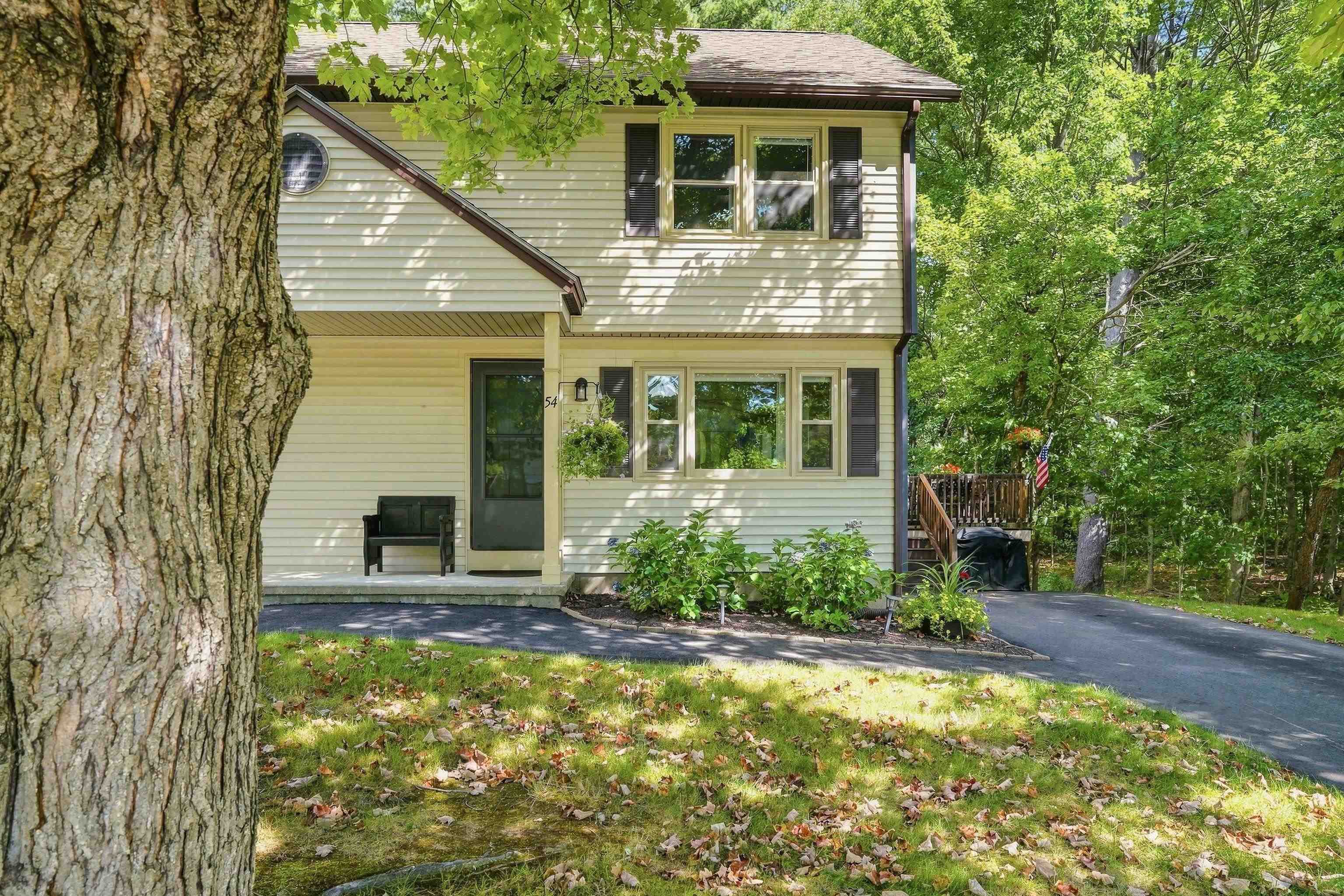 54 Metalak Drive — photo