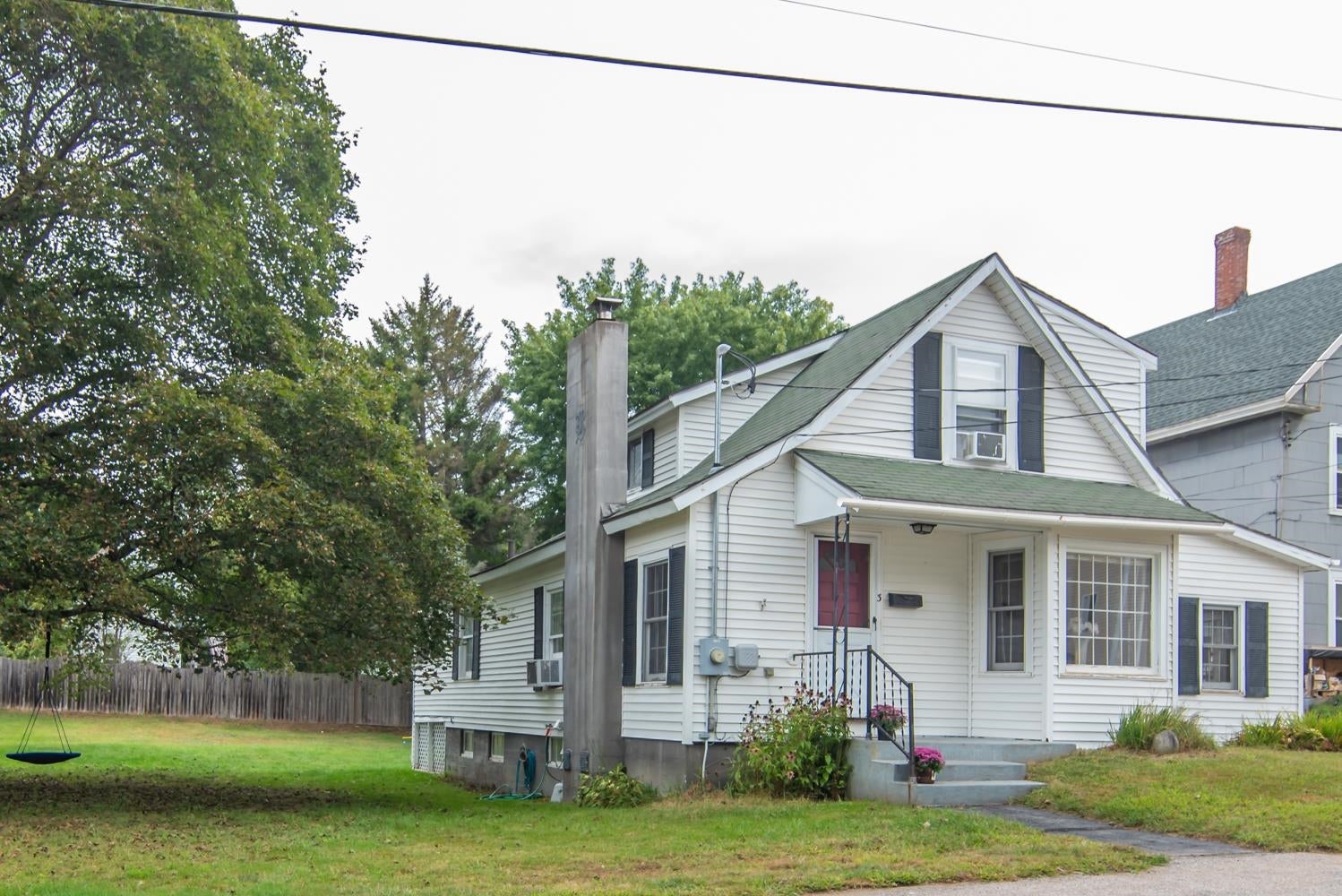 3 Maple Street — photo