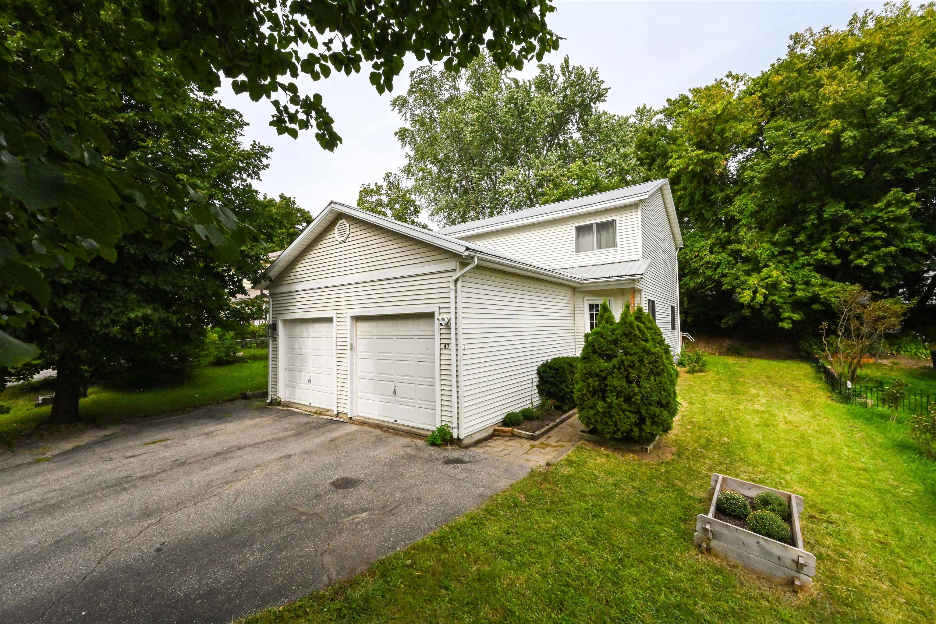 41 Forest Street — photo