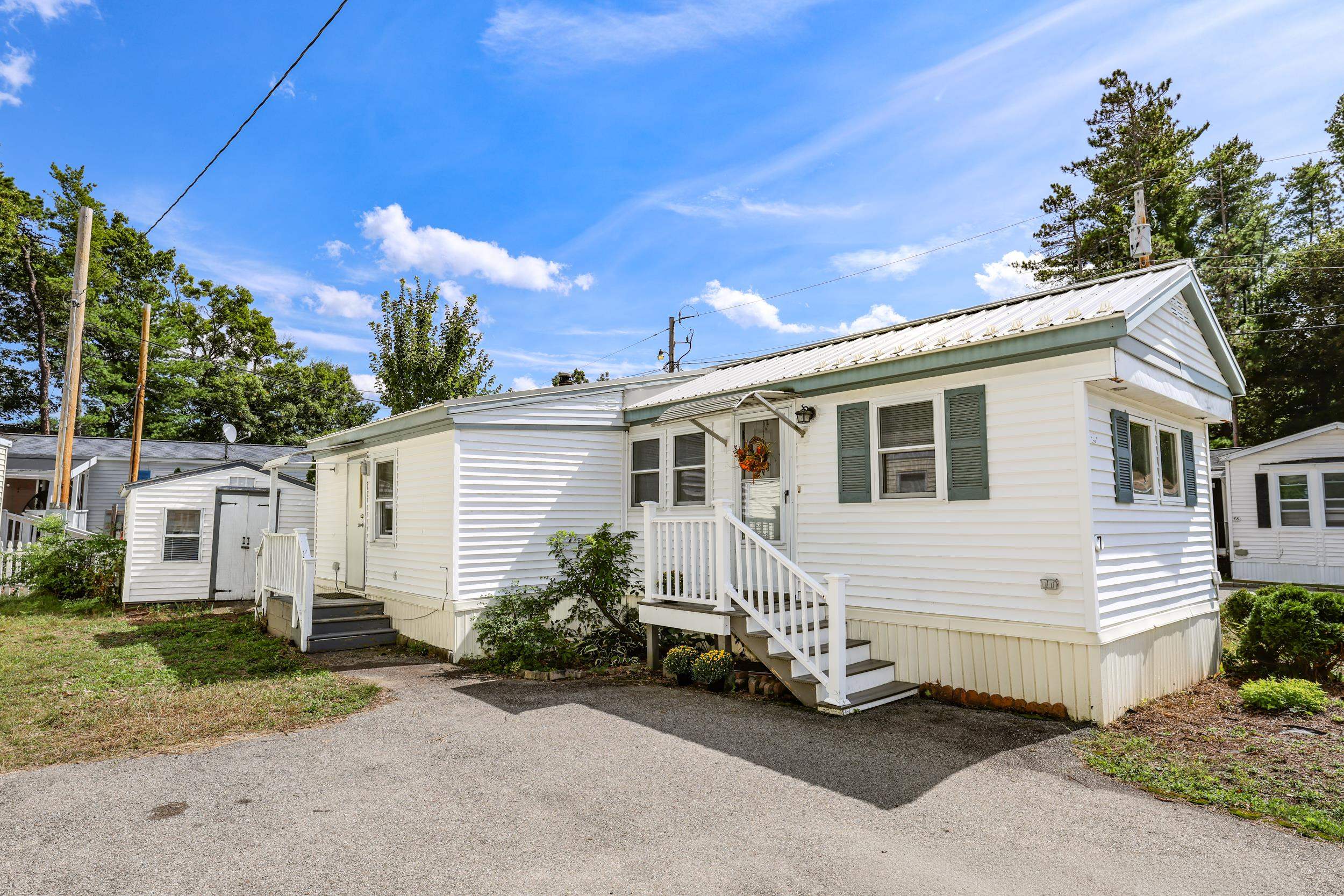 7 Hollyhock Way 32 — photo