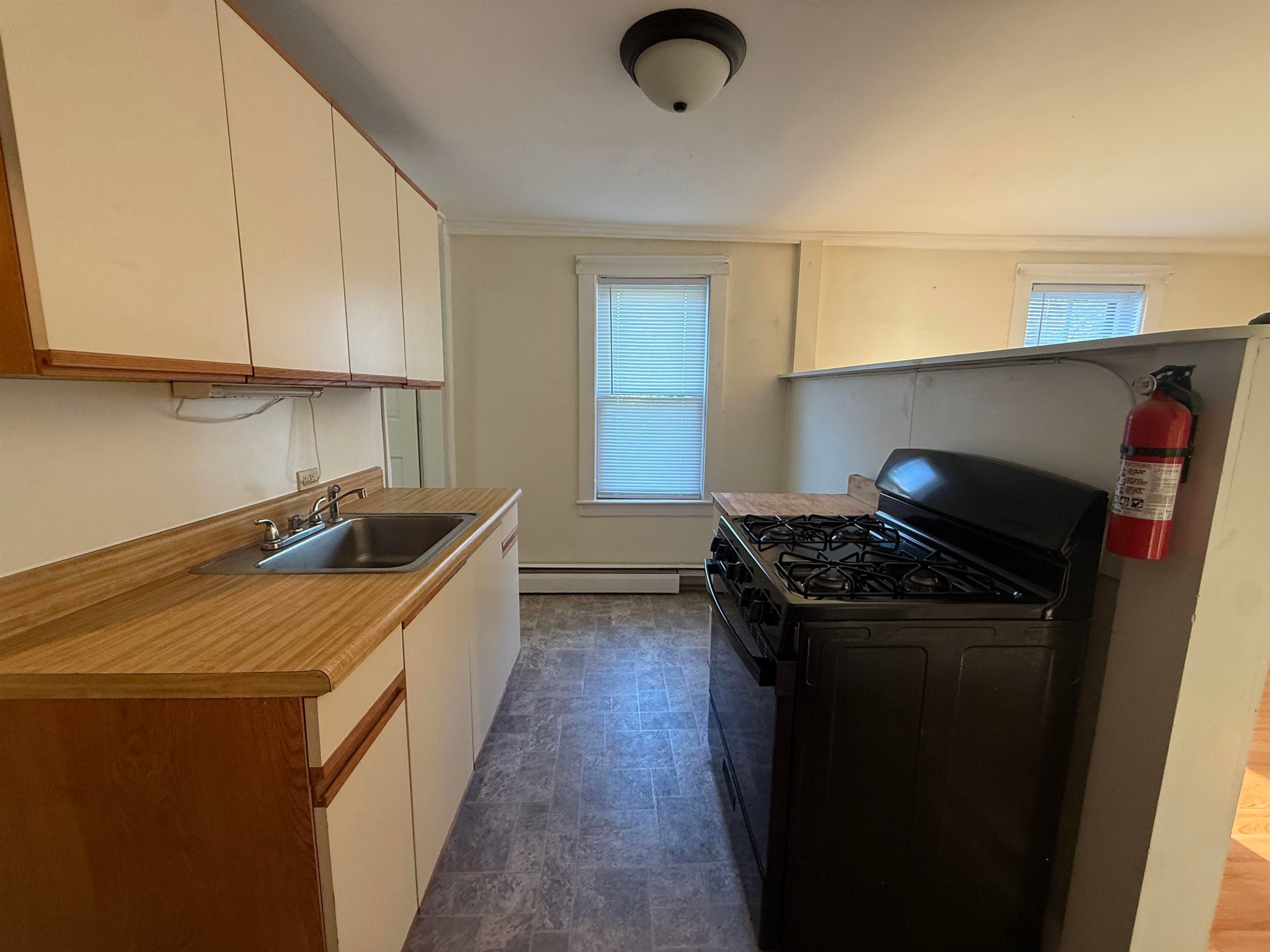 19 Pleasant Street 5 — photo