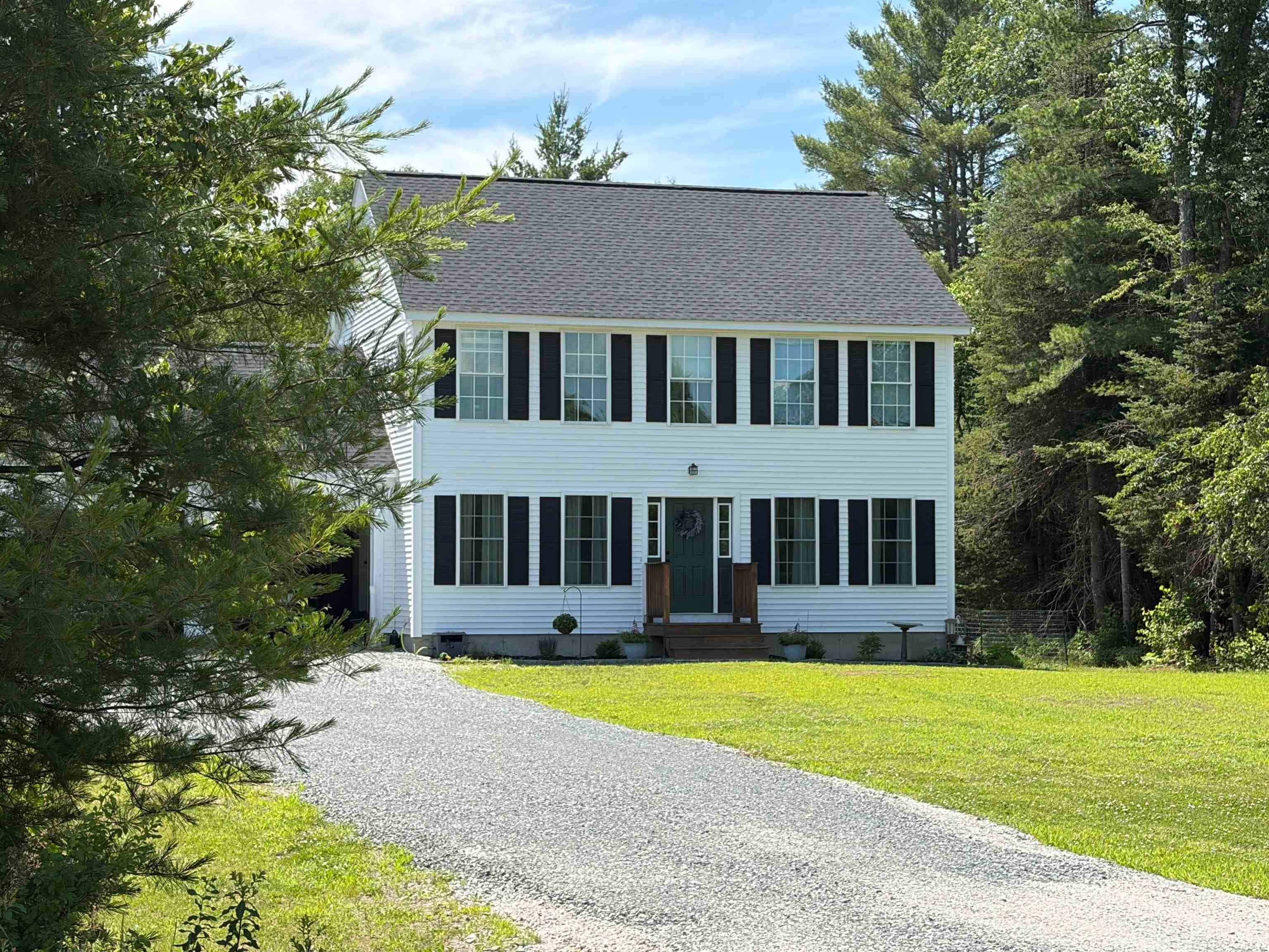 8 Mallard Drive — photo