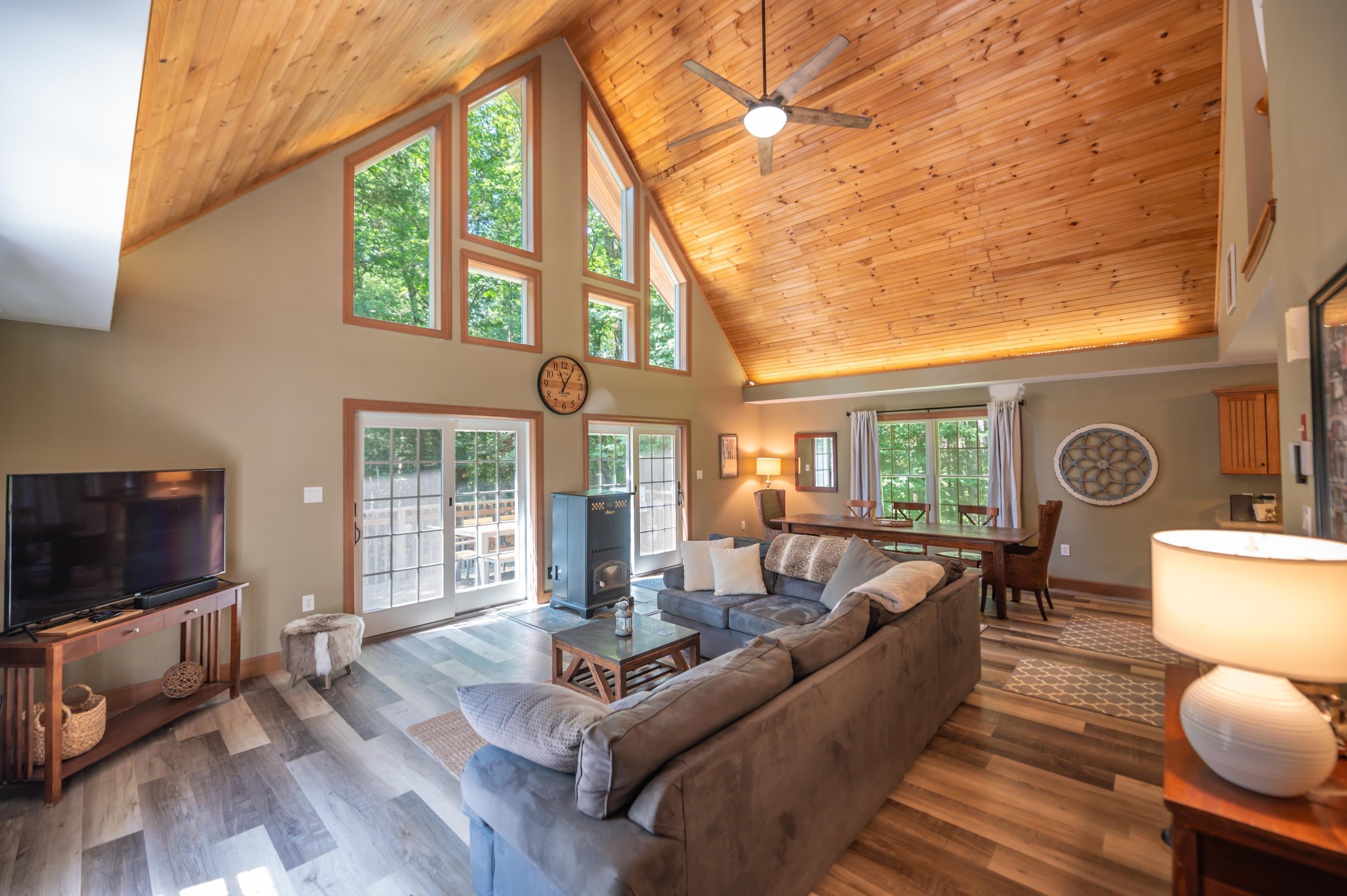 9 Greer Court — photo