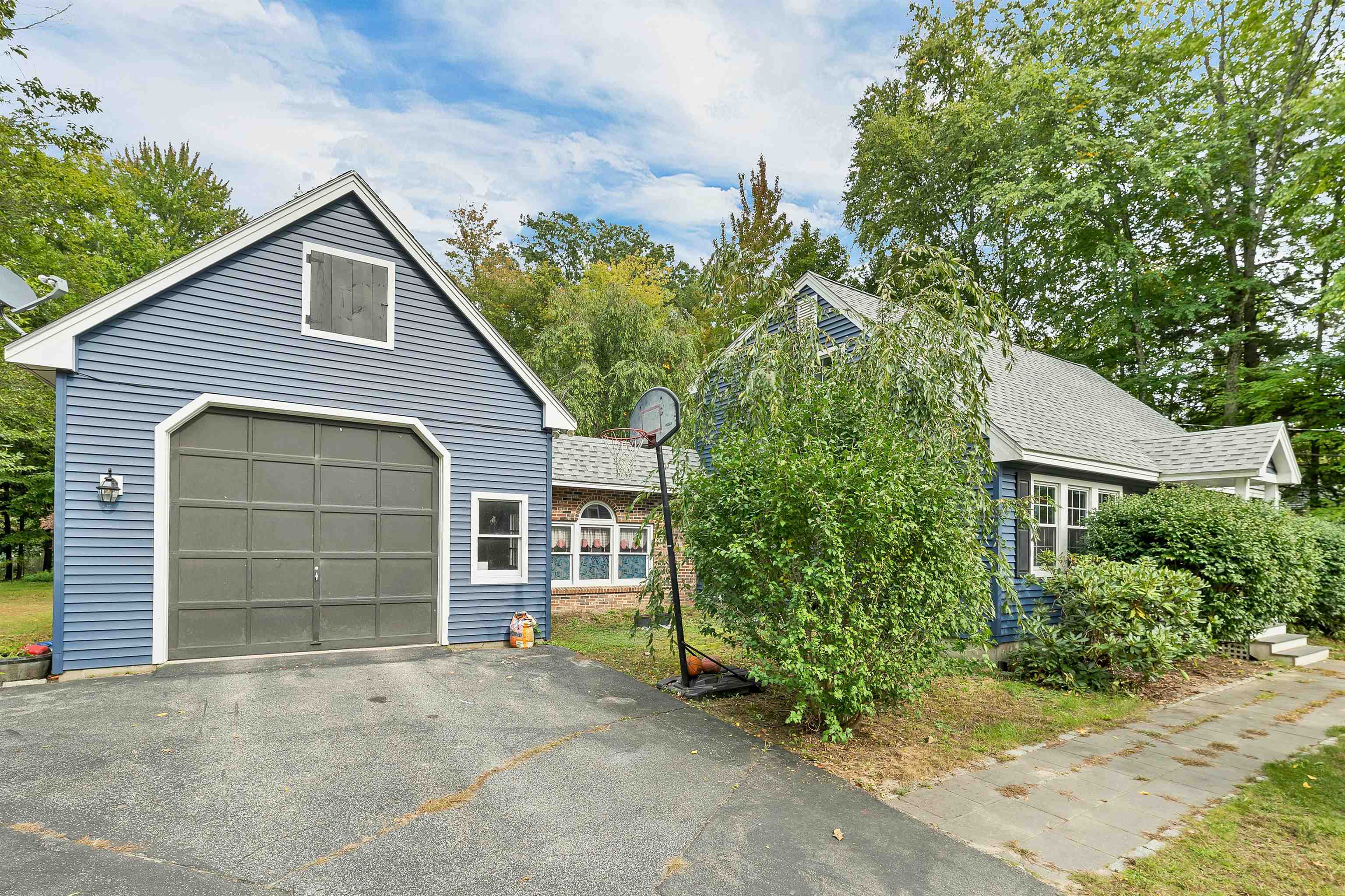 74 Robbins Road, Wilton, NH 03086 — photo 3