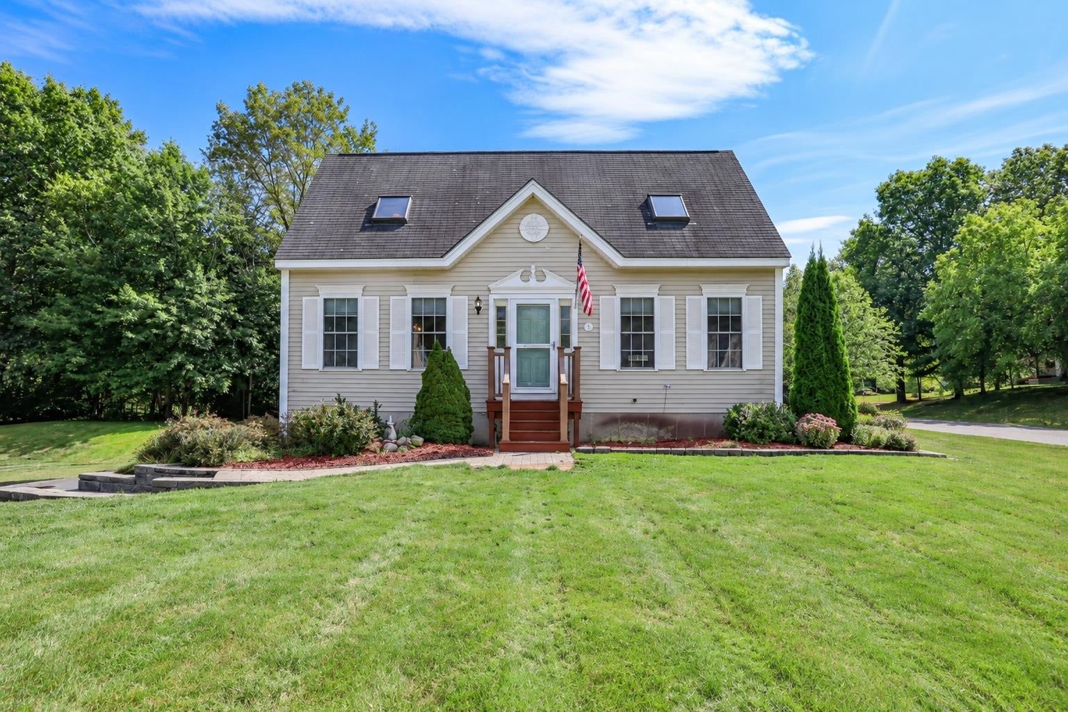 1 Pine Bluff — photo
