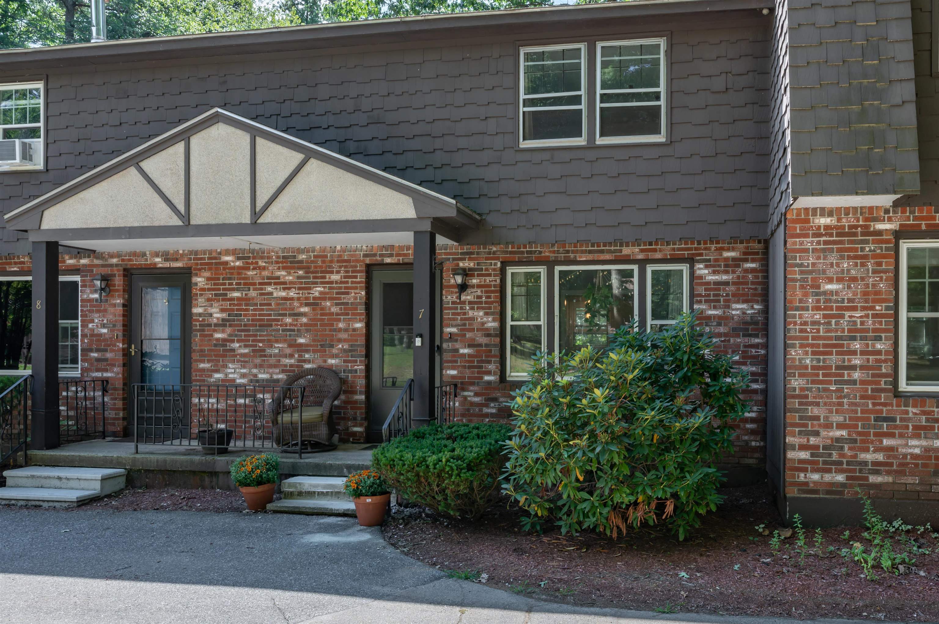 7 Midridge Circle — photo