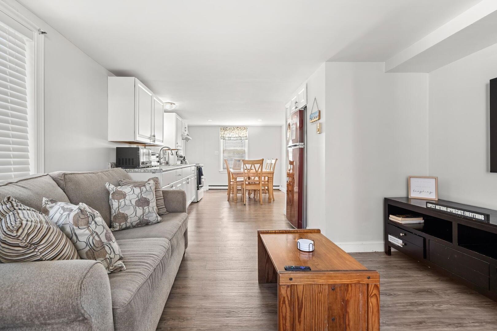 8 Commonwealth Avenue Unit 1 Down — photo