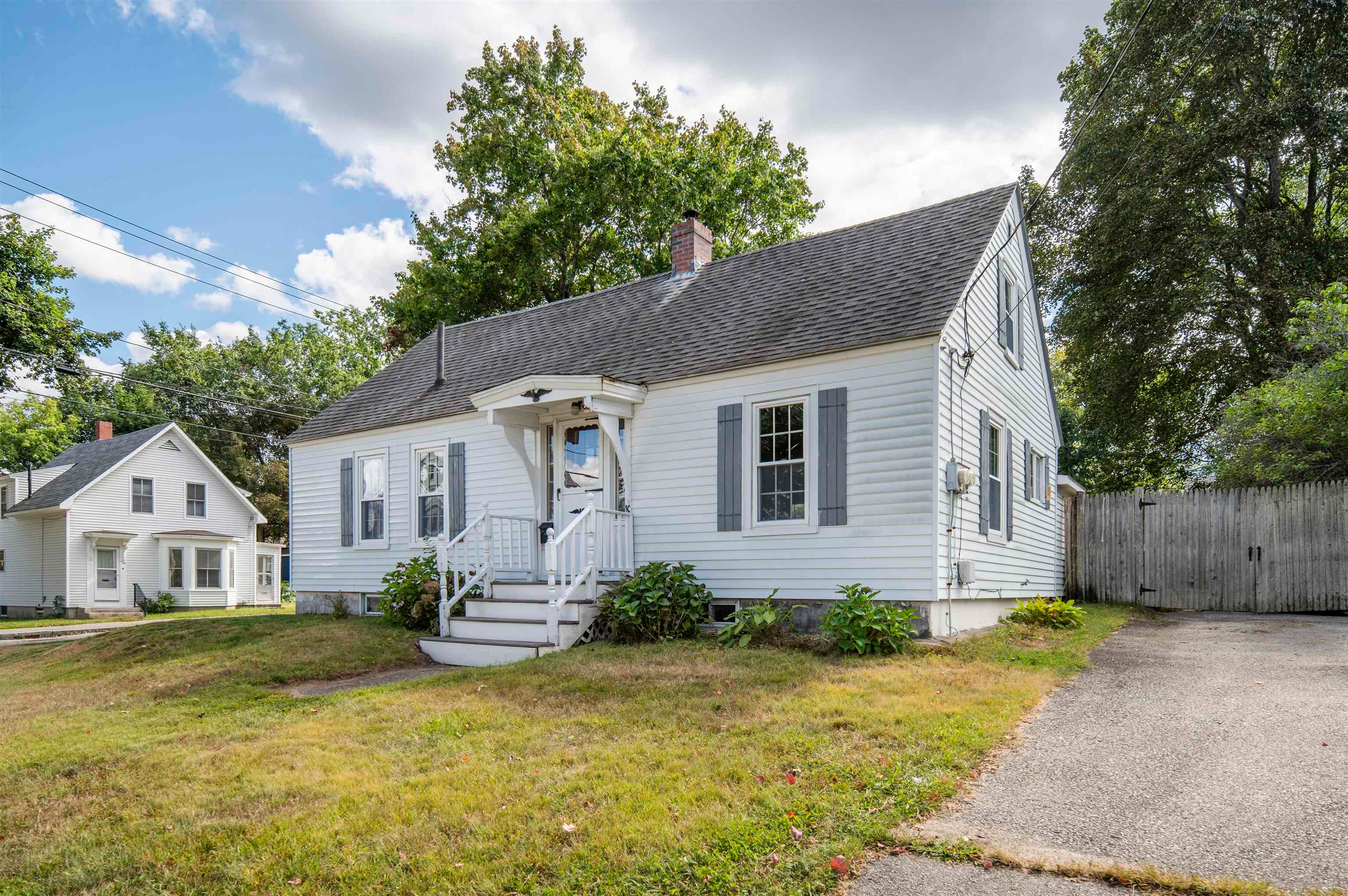10 Sylvain Street — photo