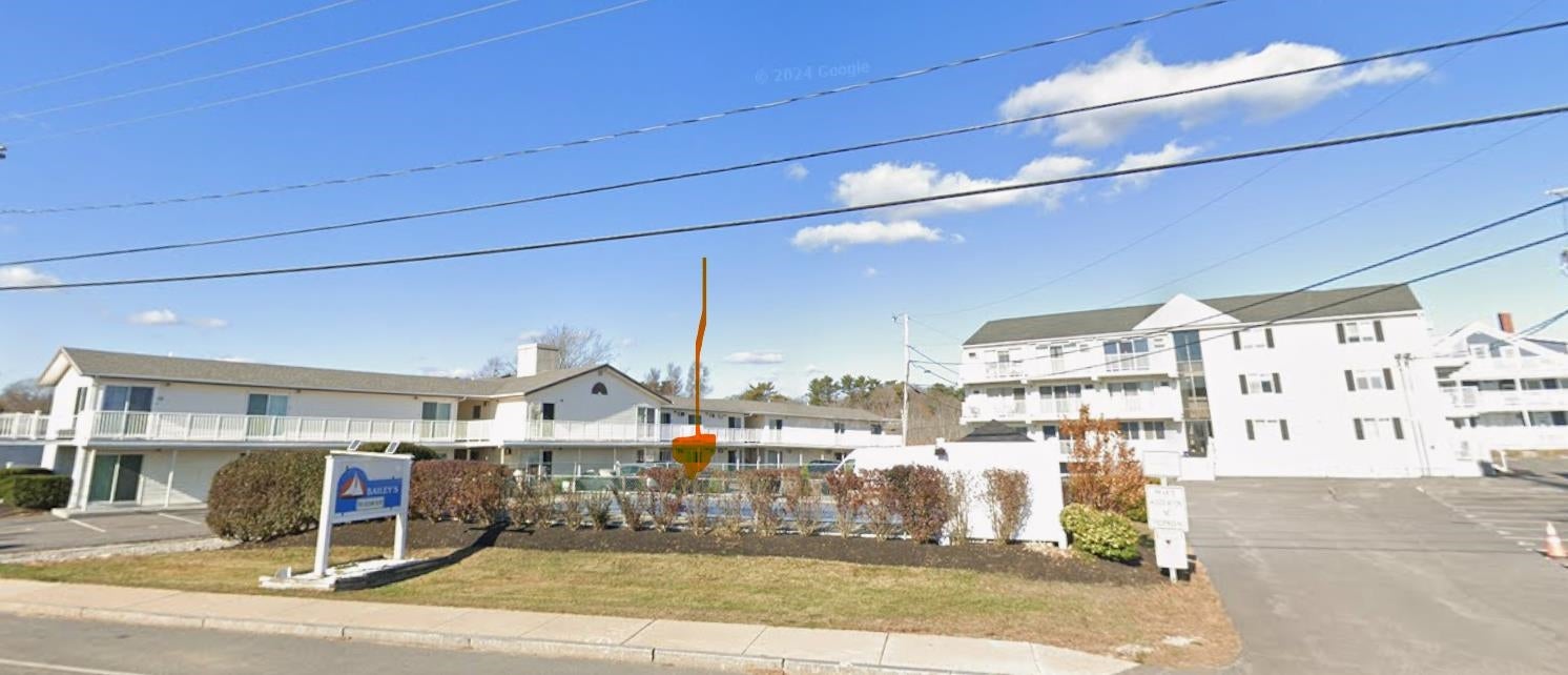 933 Ocean Road 19 — photo
