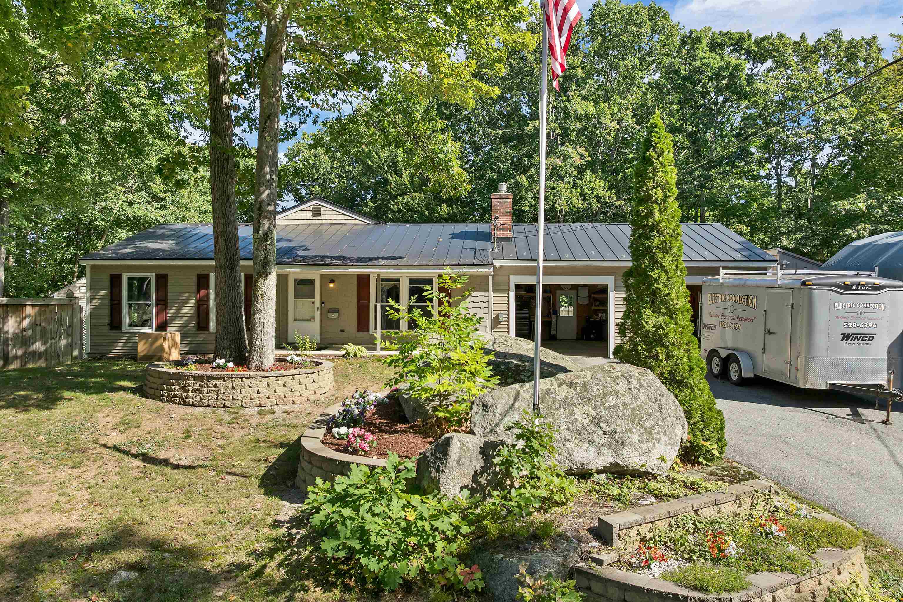 93 Woodvale Drive — photo