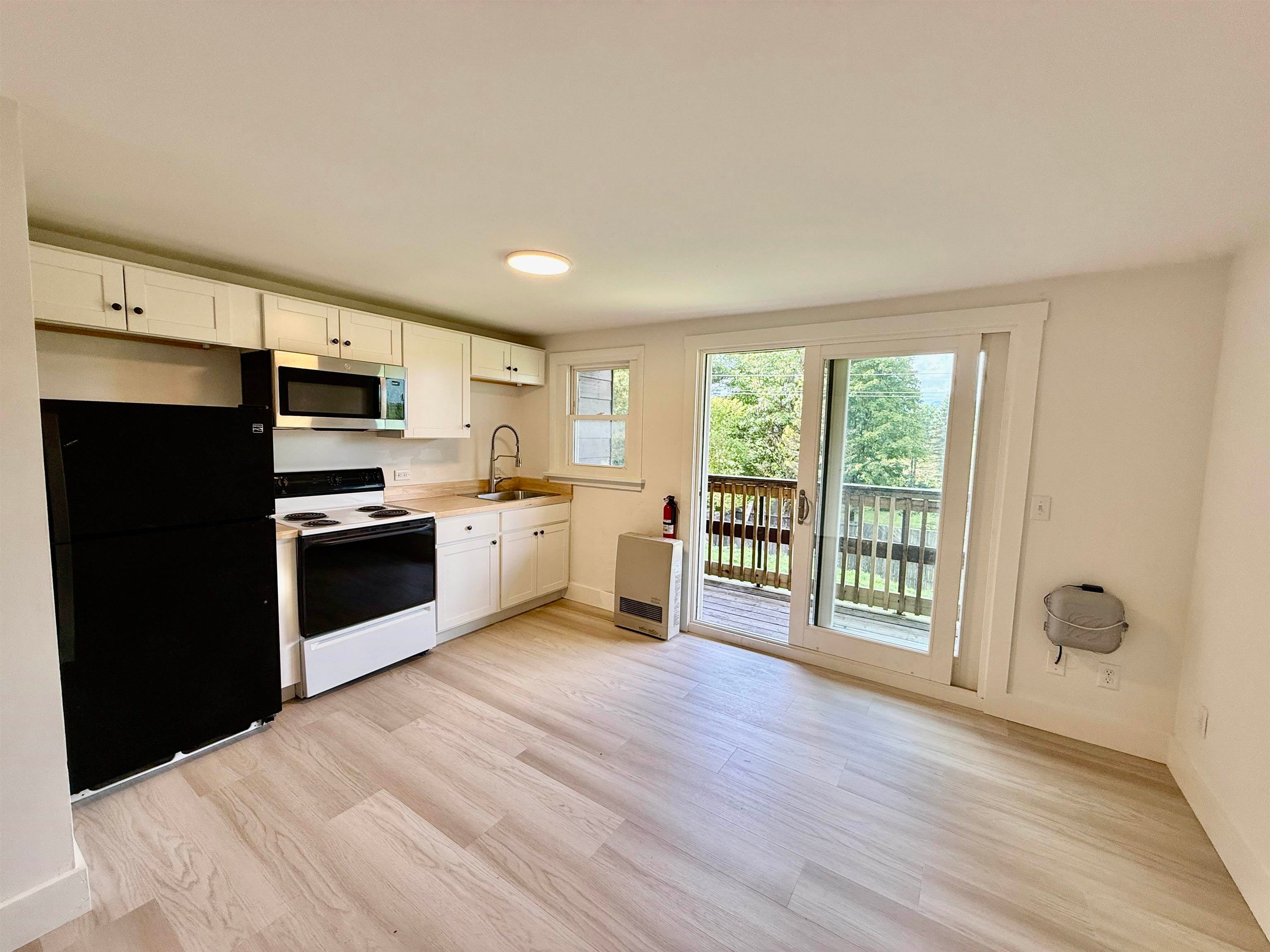 473 Maple Street Unit 5 — photo