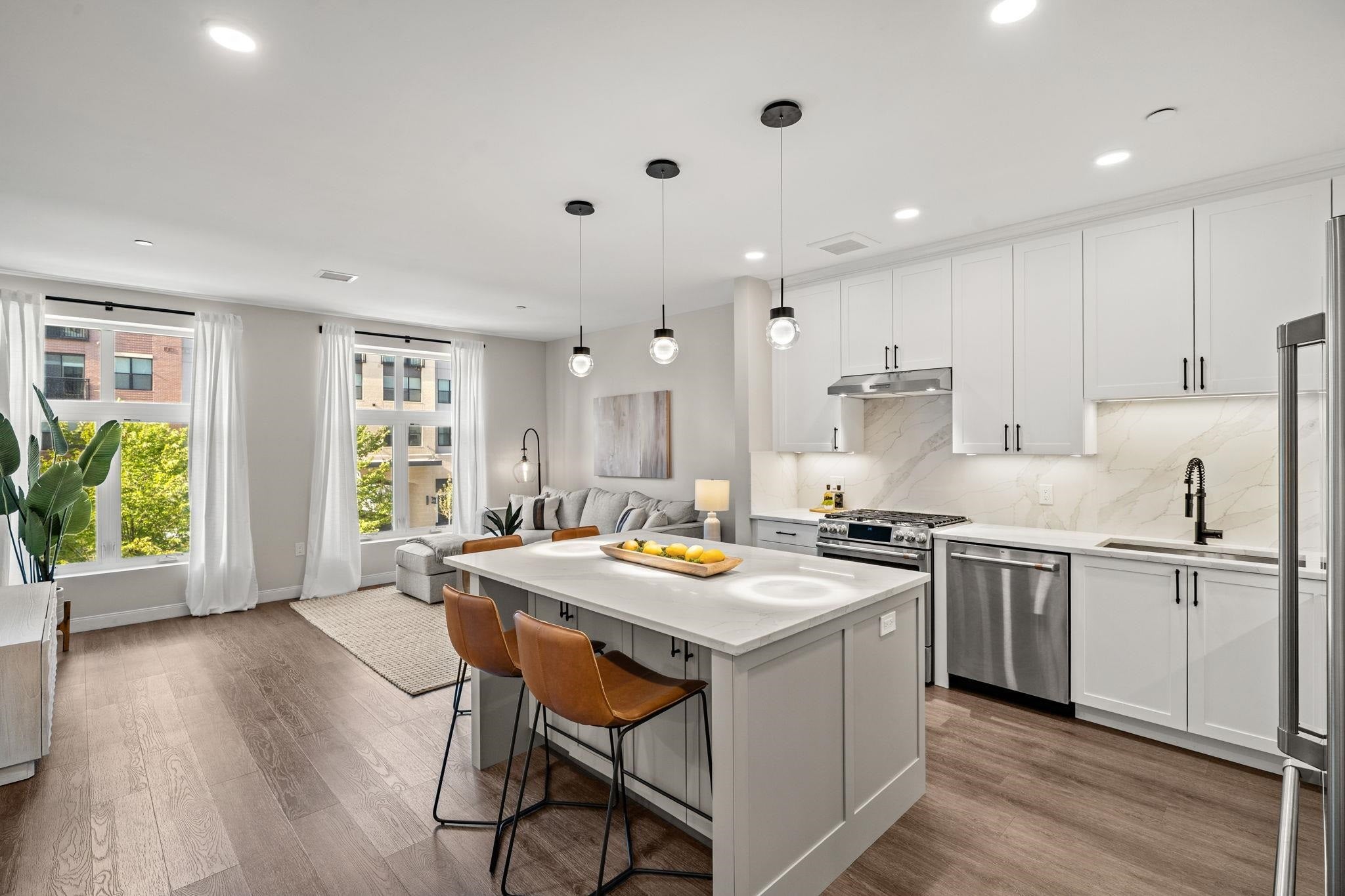 18 Artisan Drive 211 — photo