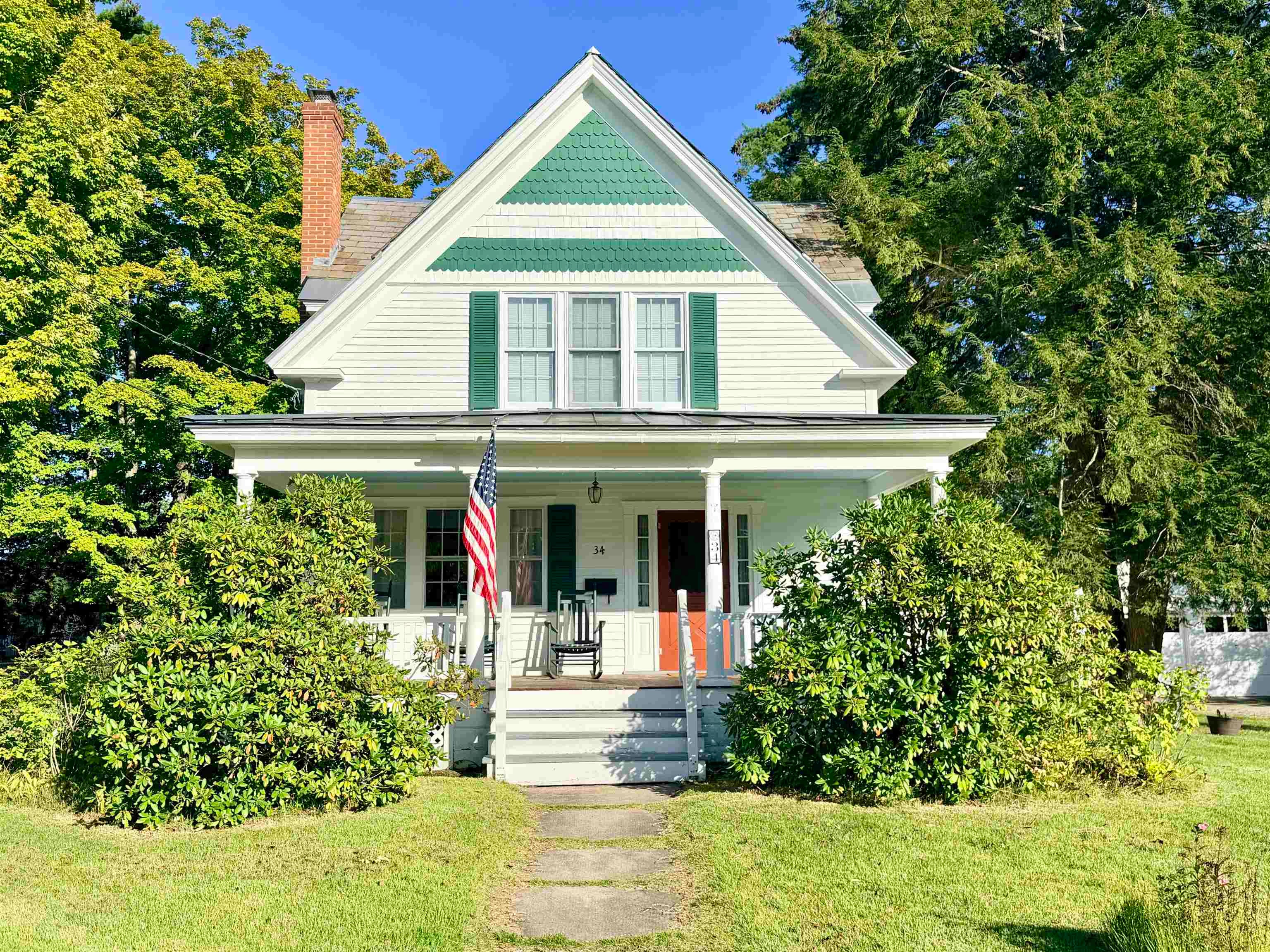 34 Edgewood Avenue — photo