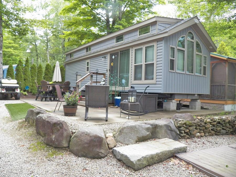 188 Chocorua Way — photo