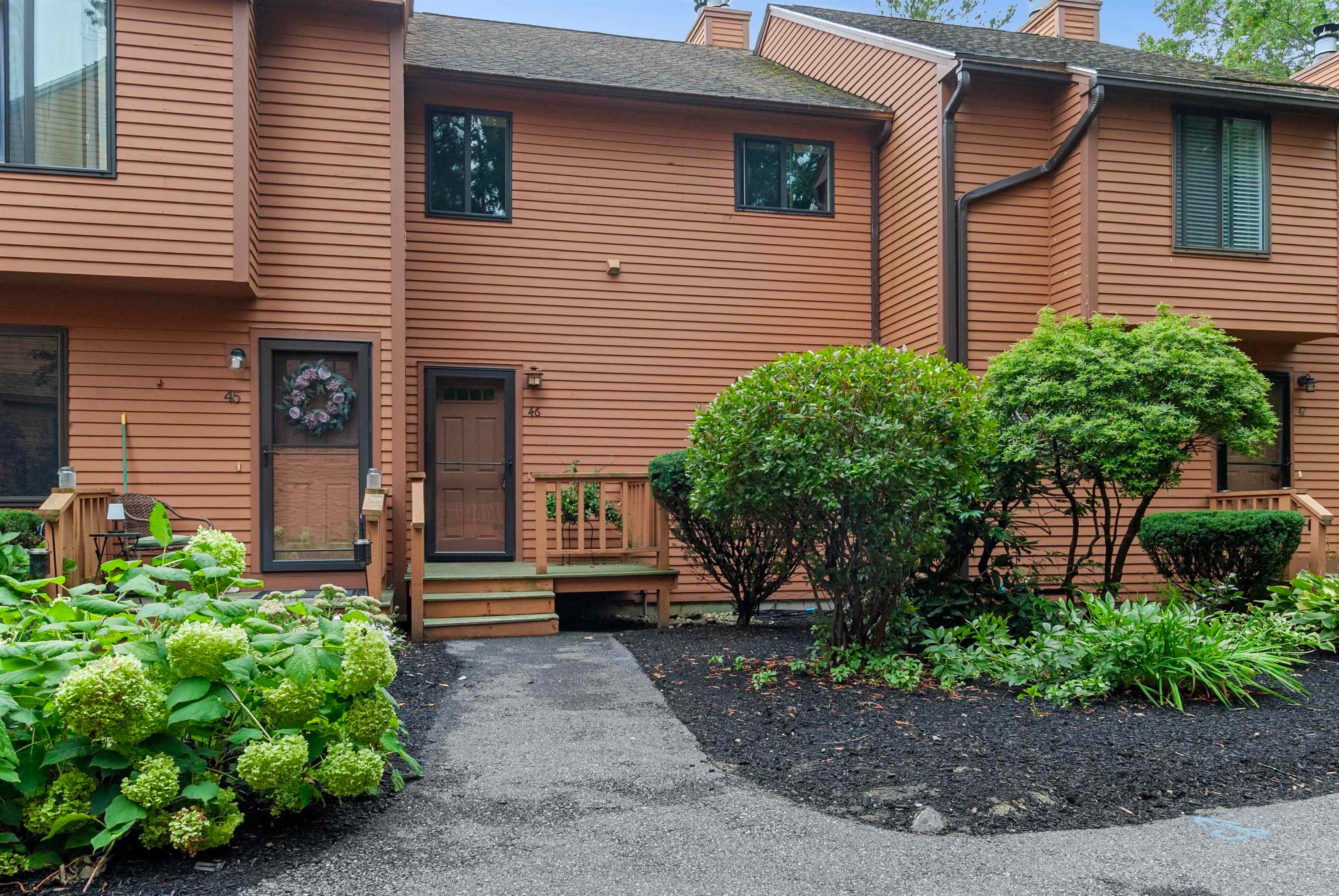 46 Dunvegan Woods Drive 46 — photo
