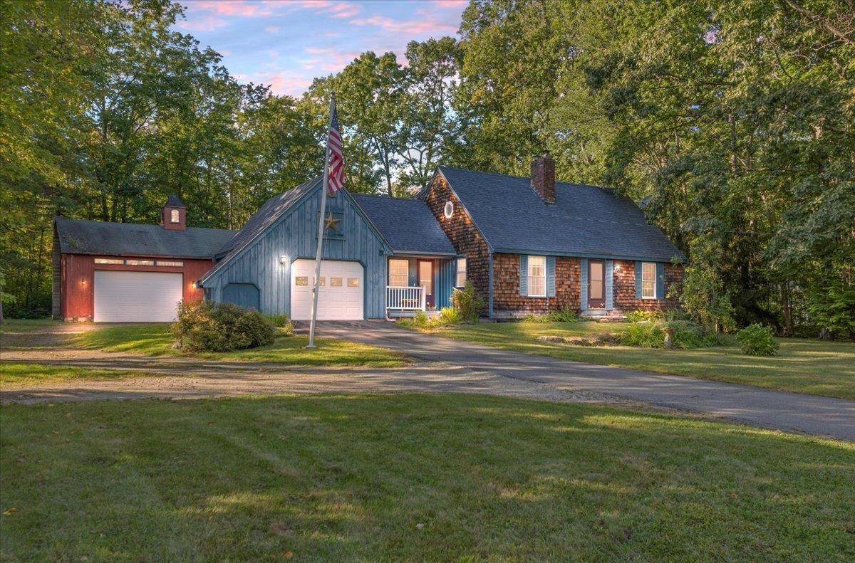 8 Juniper Road — photo
