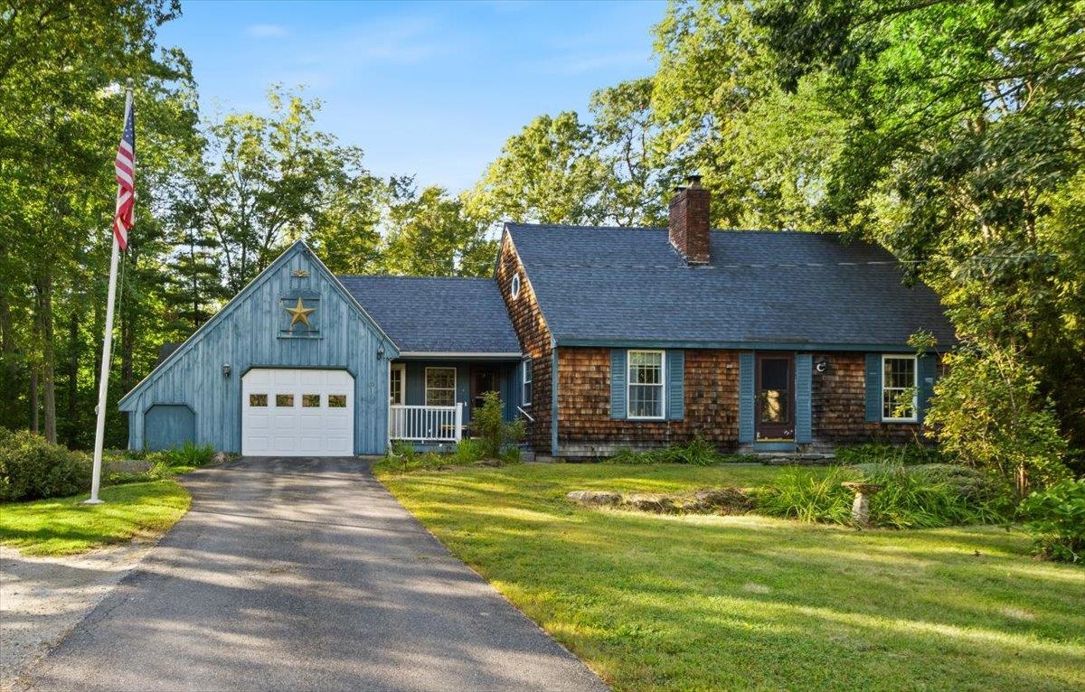 8 Juniper Road, Derry, NH 03038 — photo 2