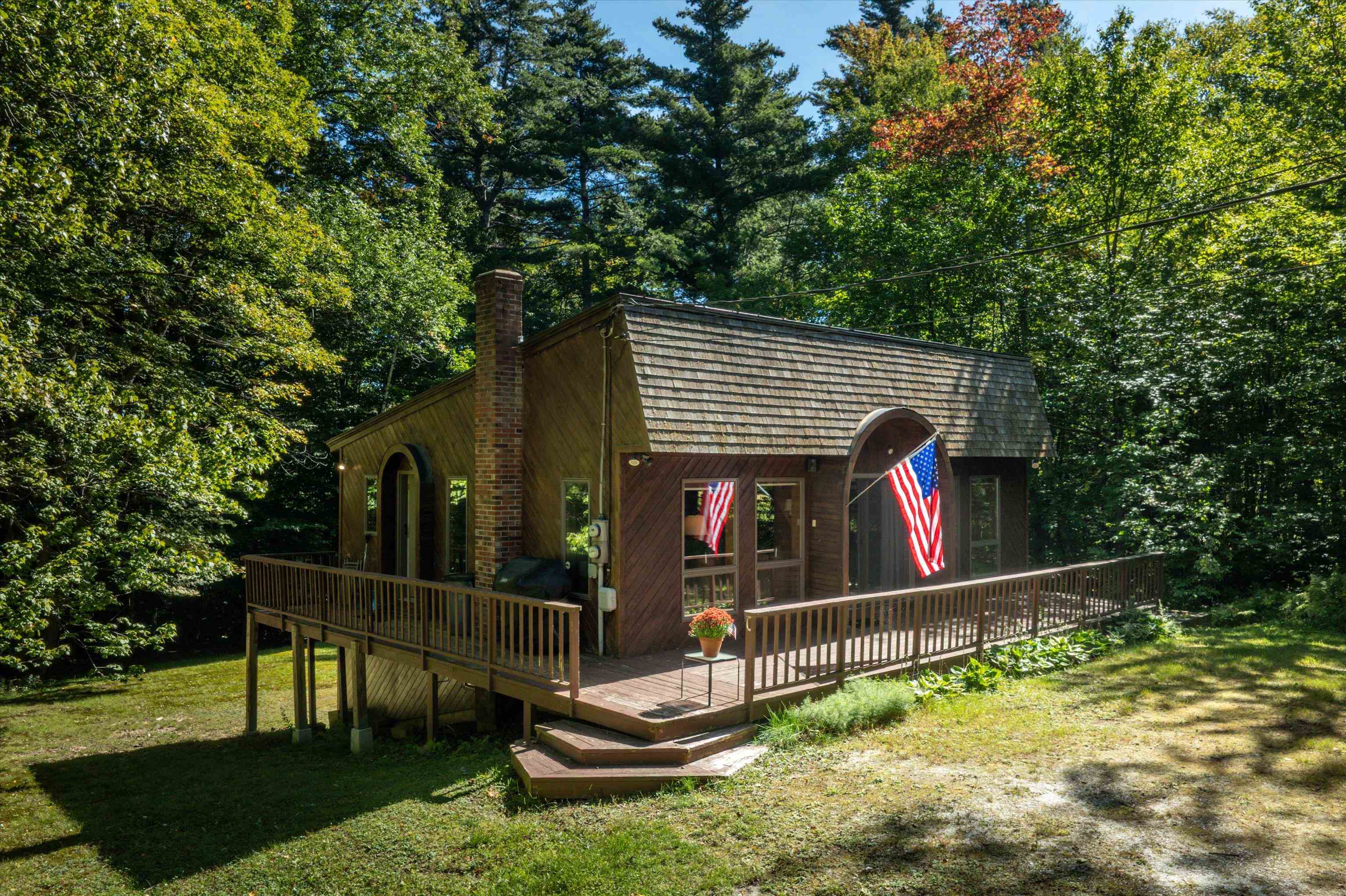 667 West Hill Road — photo
