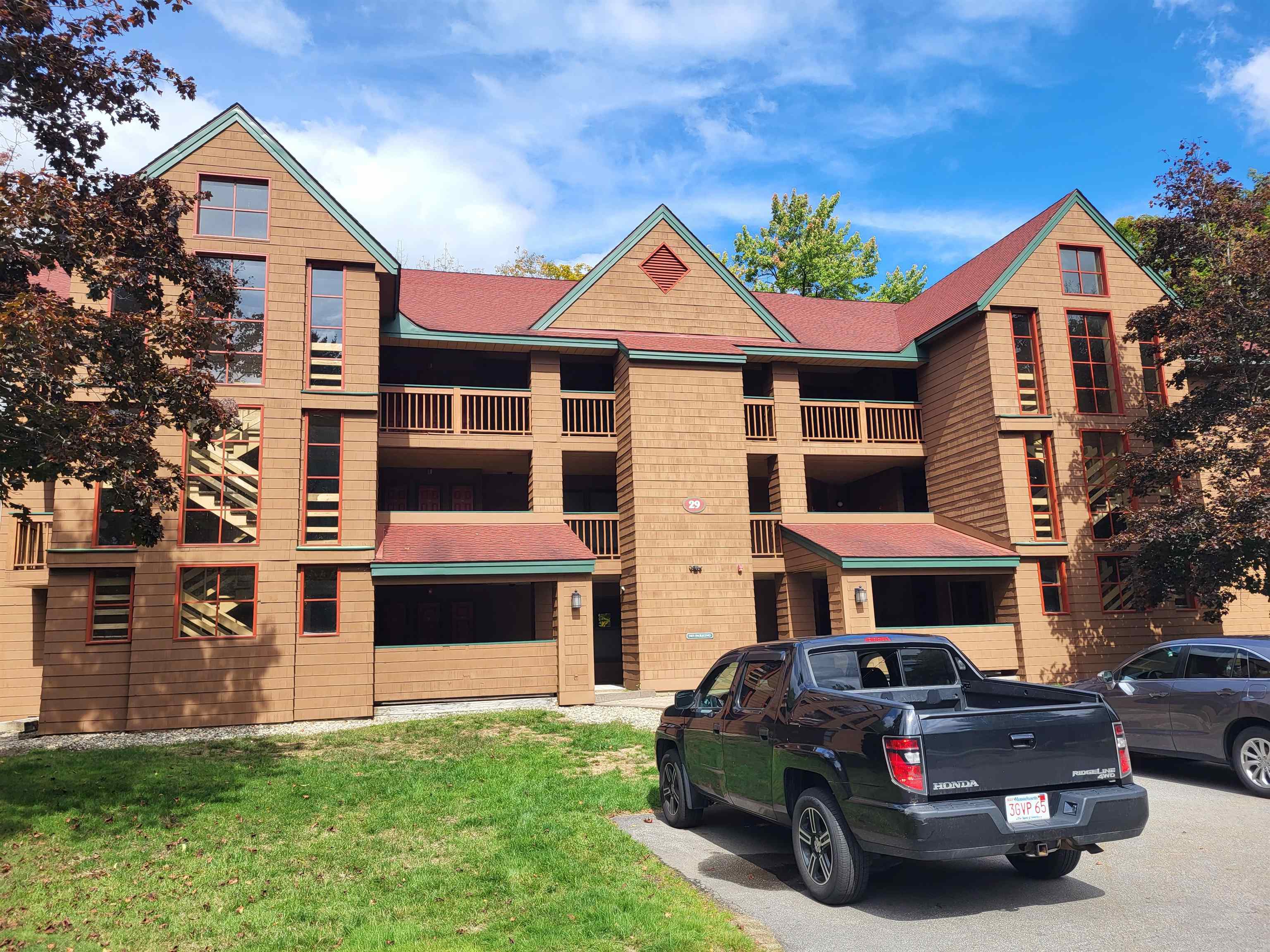 29 Riverfront Drive — photo