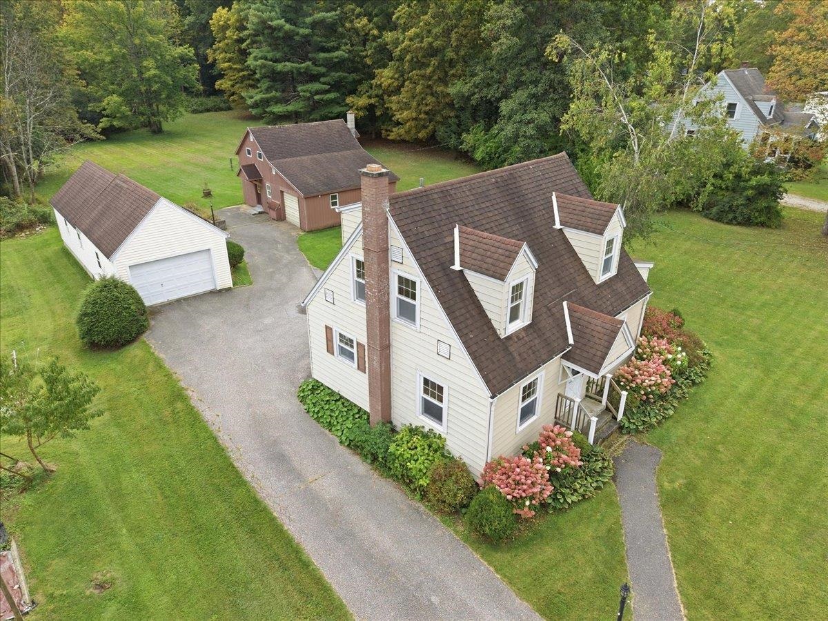 81 Holliday Drive — photo