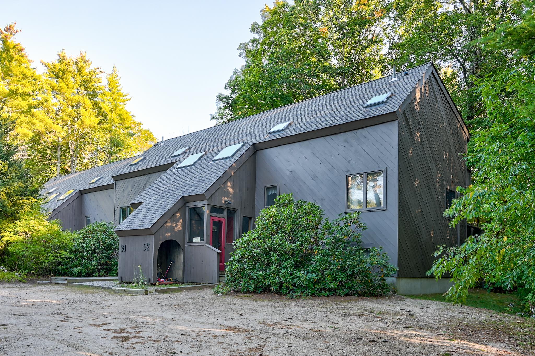 32 Woodland Pines Road — photo