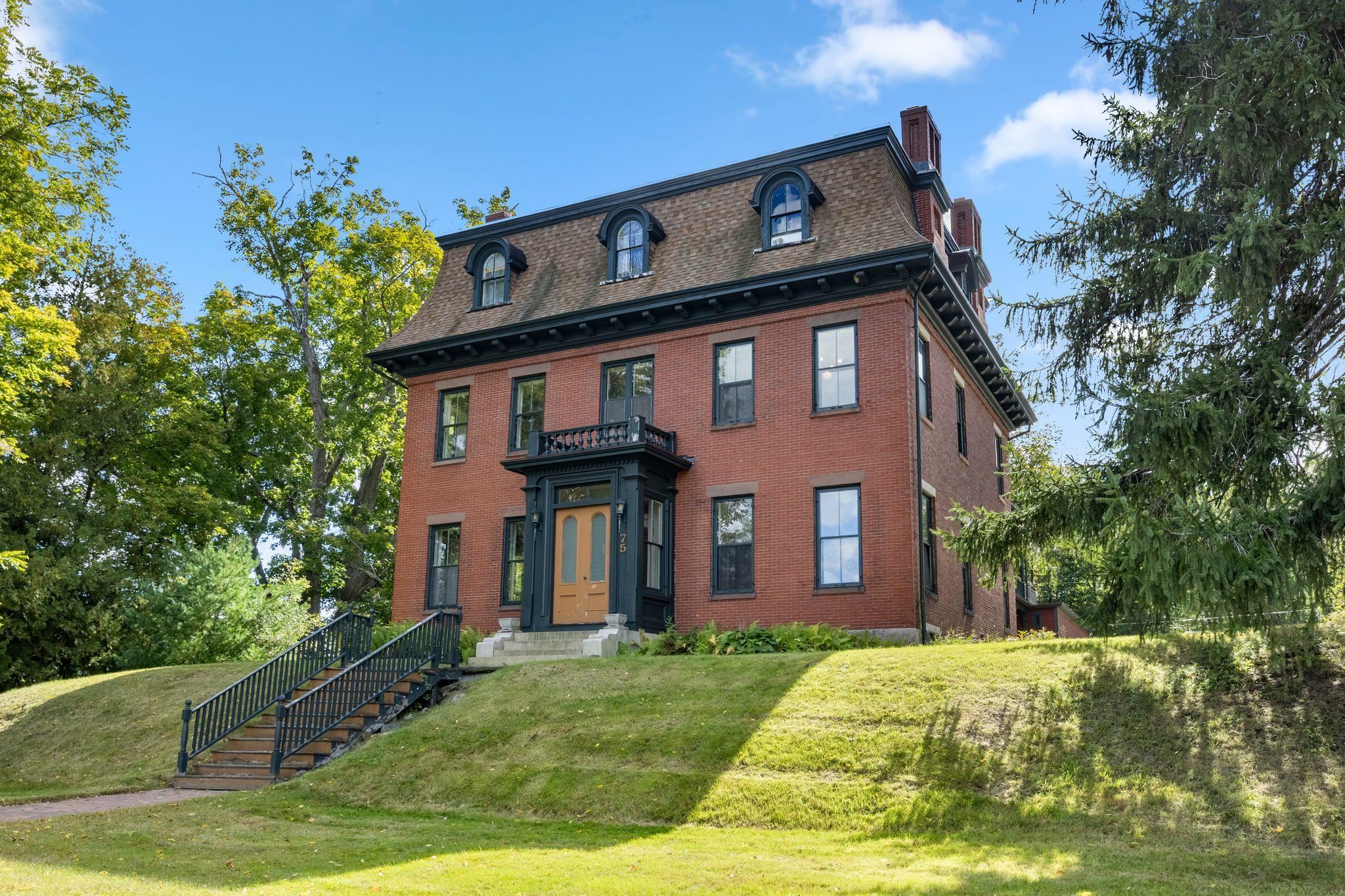 75 South Street — photo