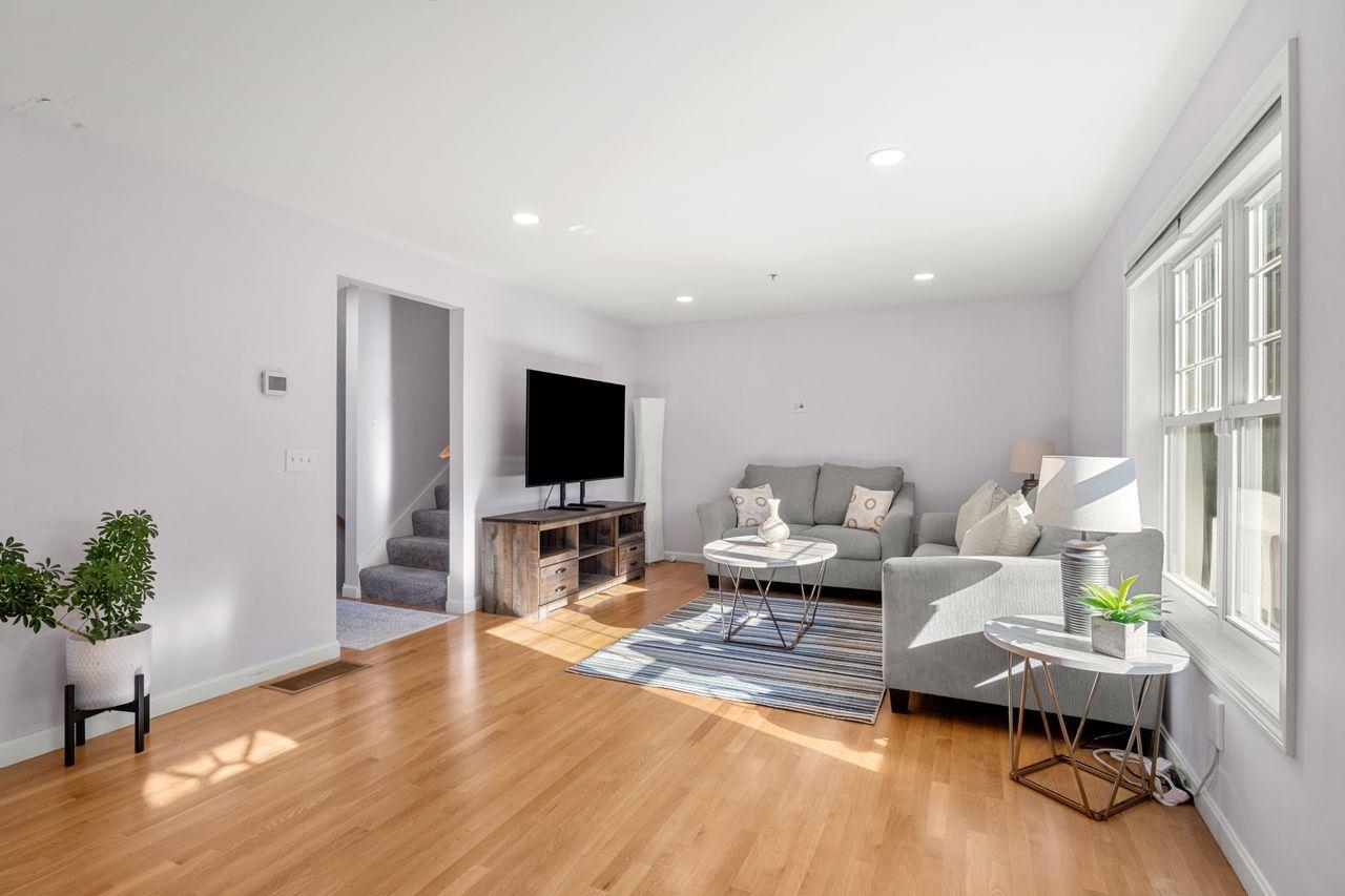 162 Karatzas Avenue — photo