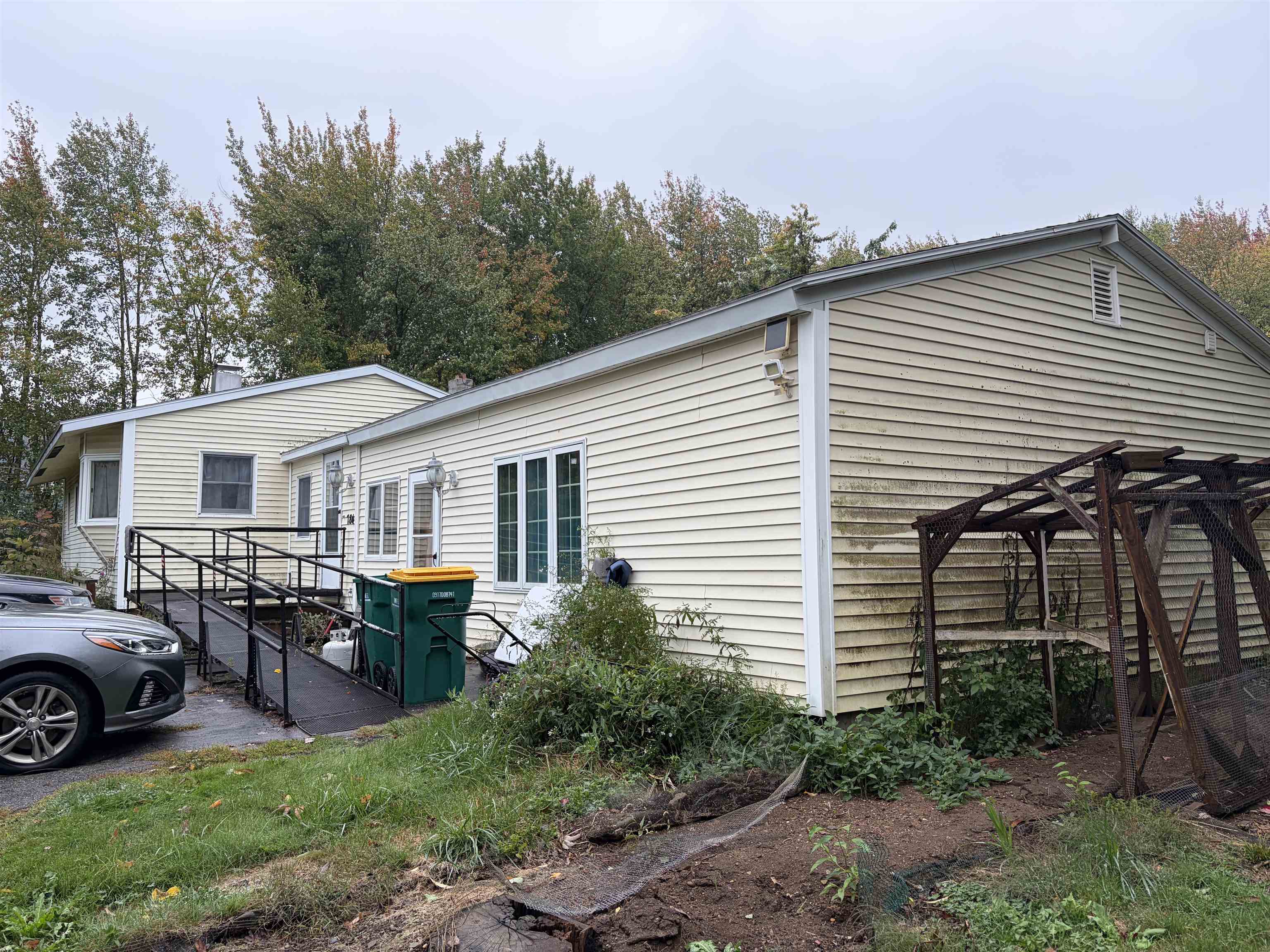 784 Portland Street — photo