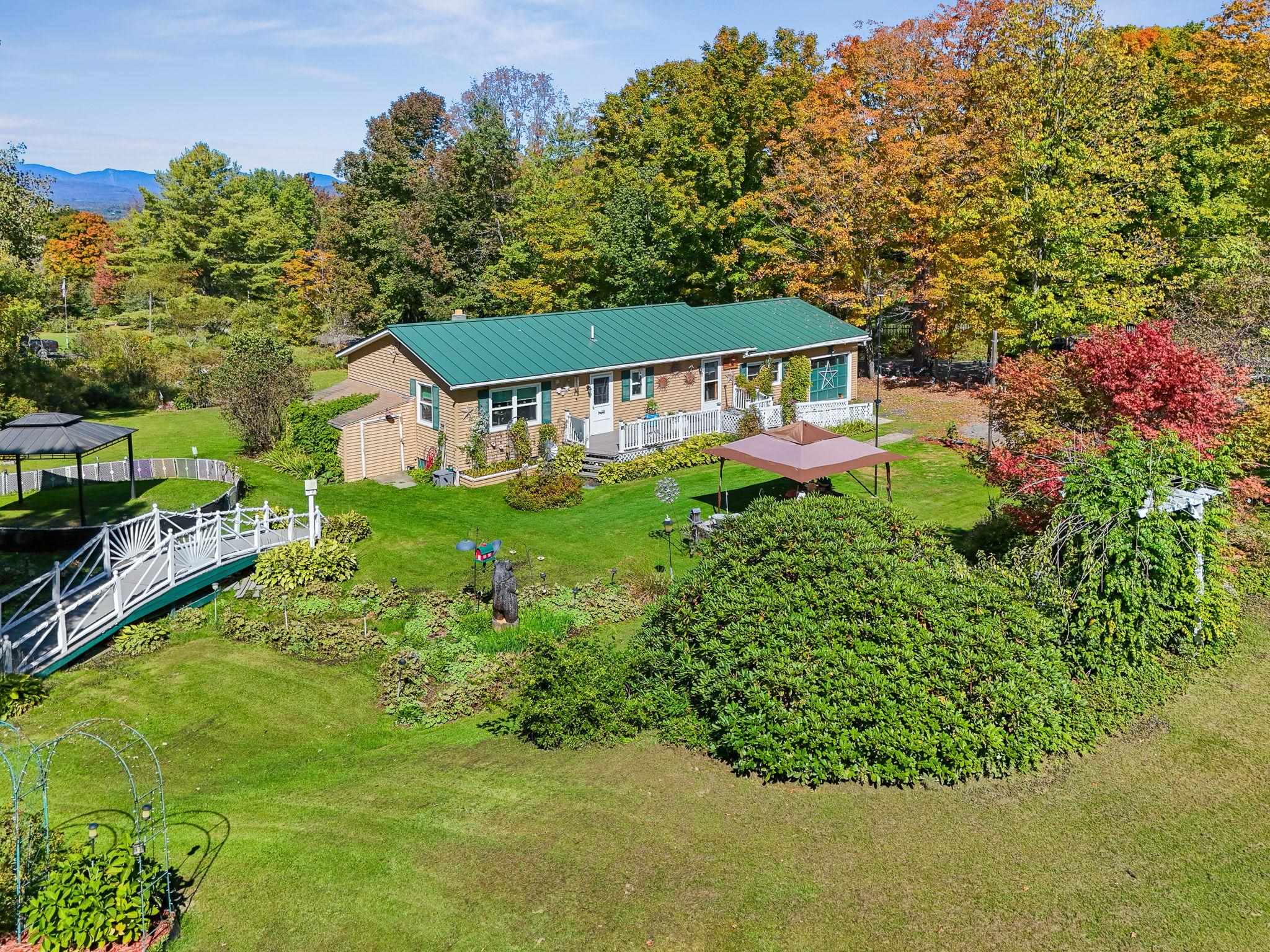 3081 Perry Hill Road — photo