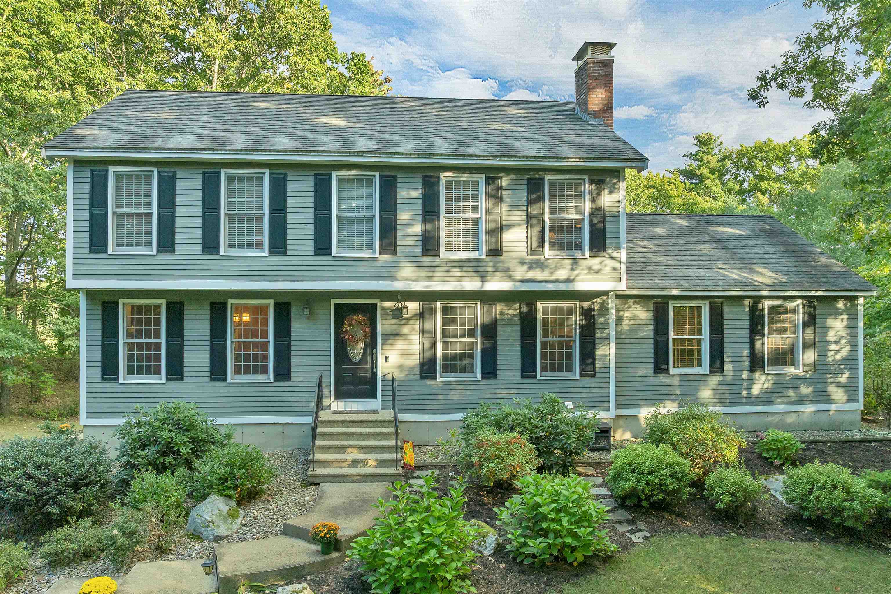 25 Faith Road — photo
