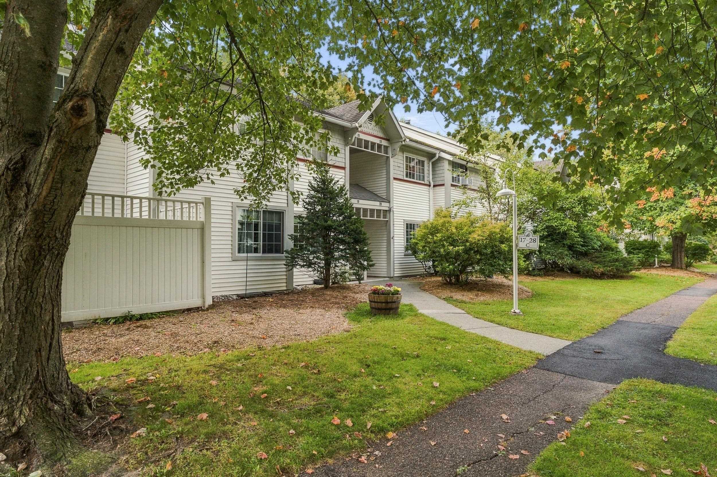 20 Winding Brook Drive — photo