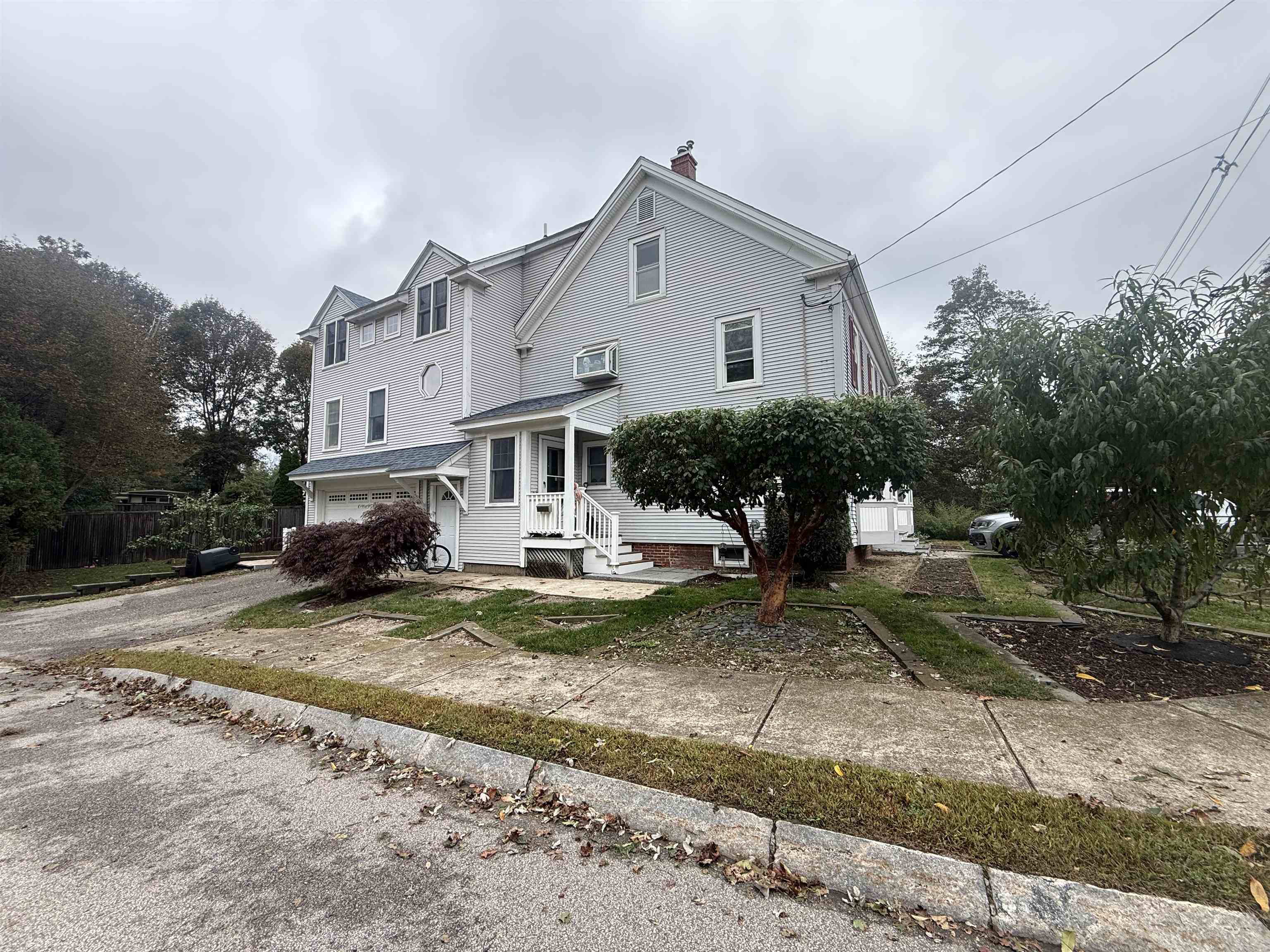 41 Echo Avenue — photo