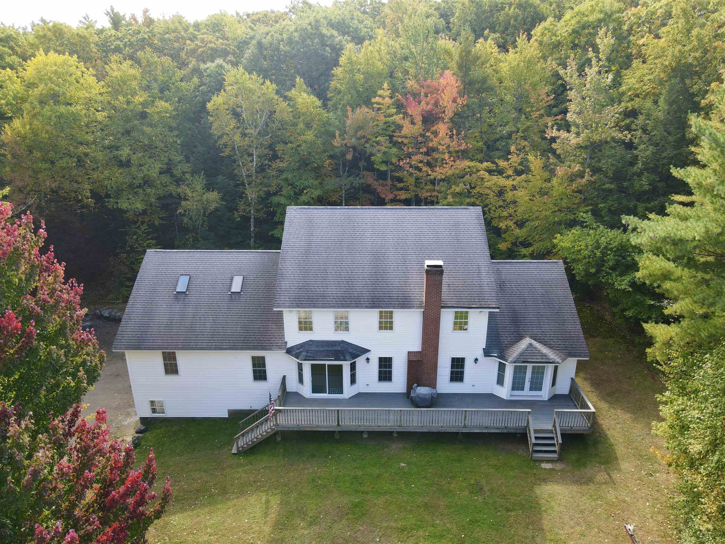 212 Turnpike Road — photo