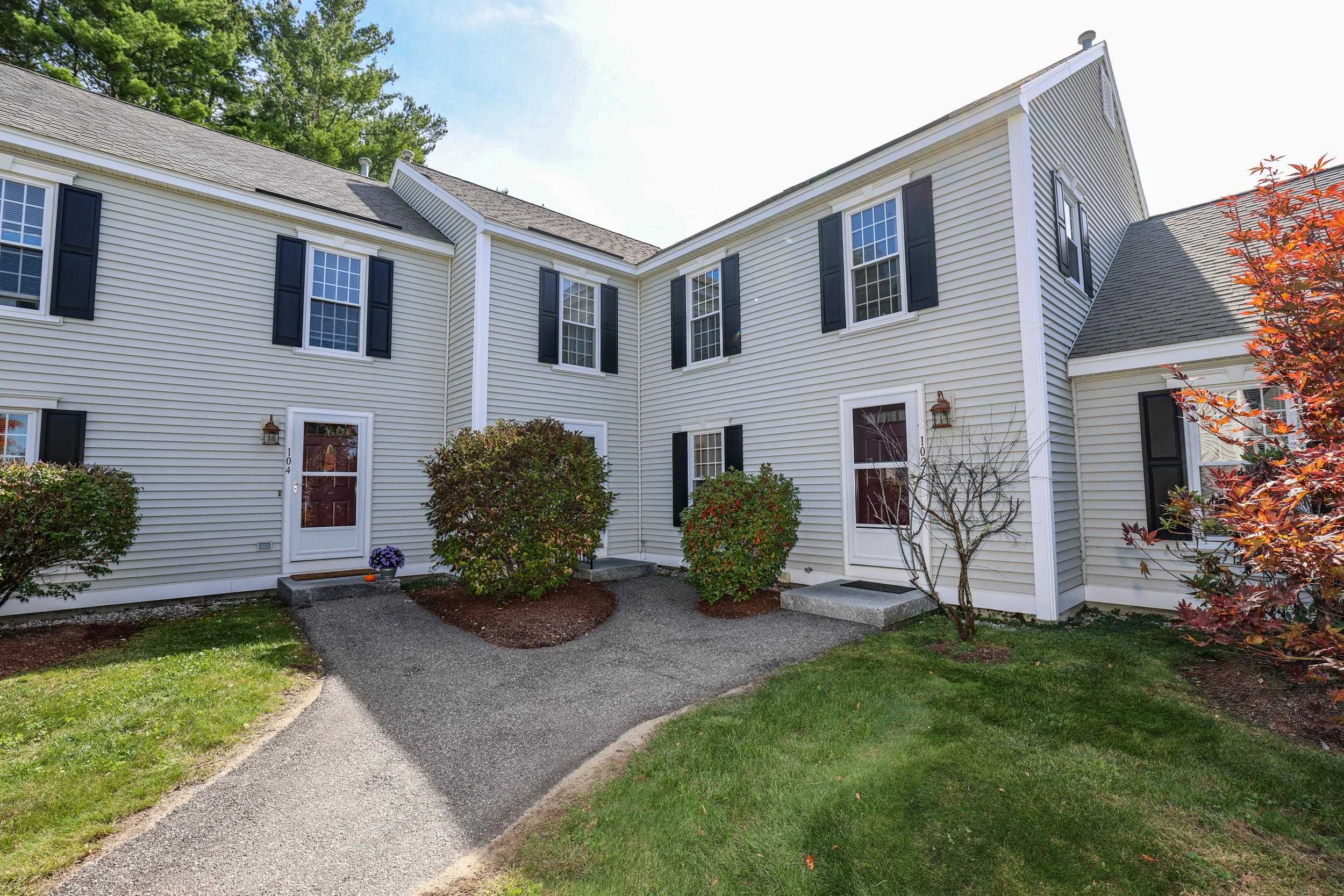 102 River Grant Drive — photo