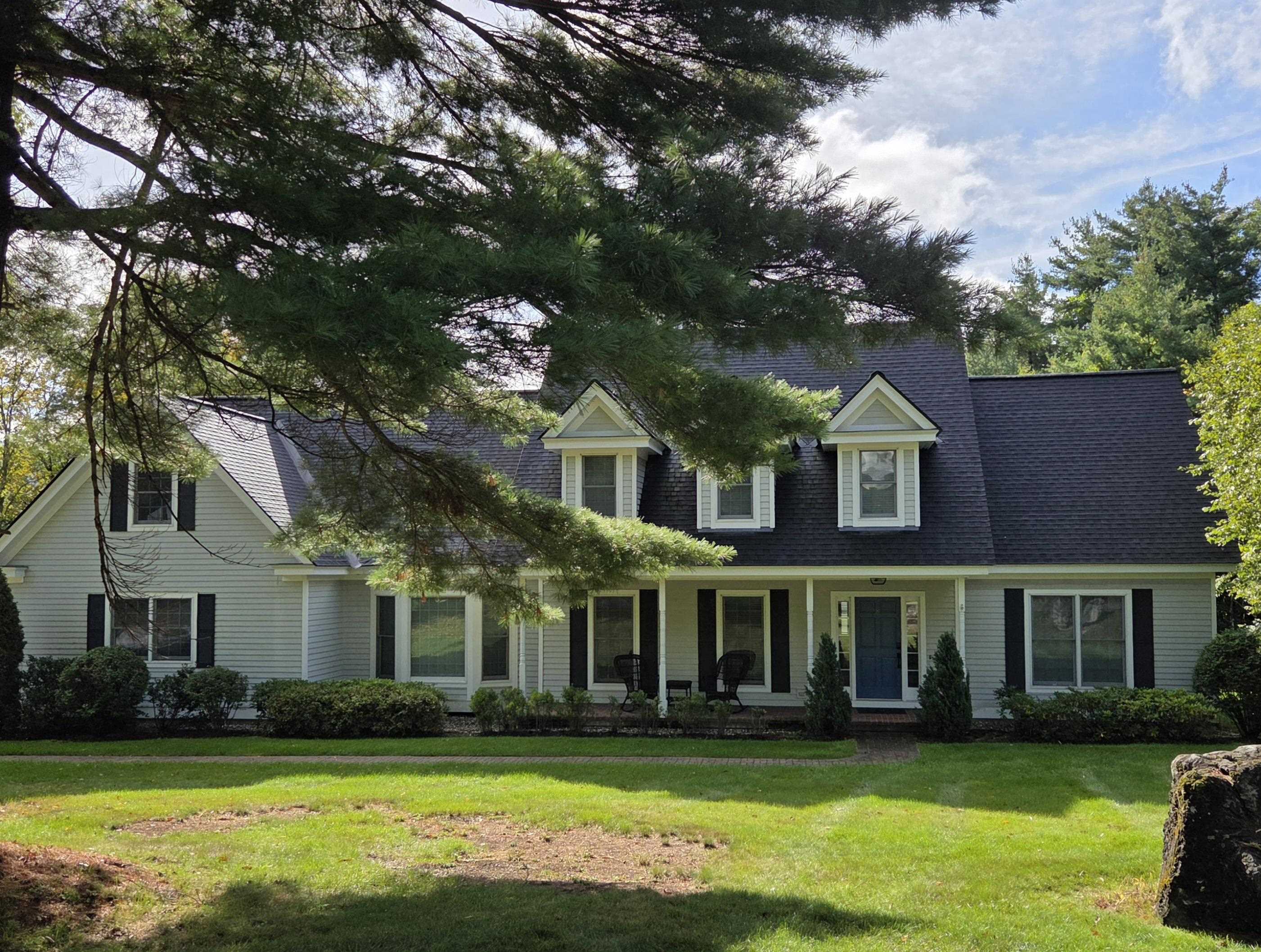 448 Village Glen — photo