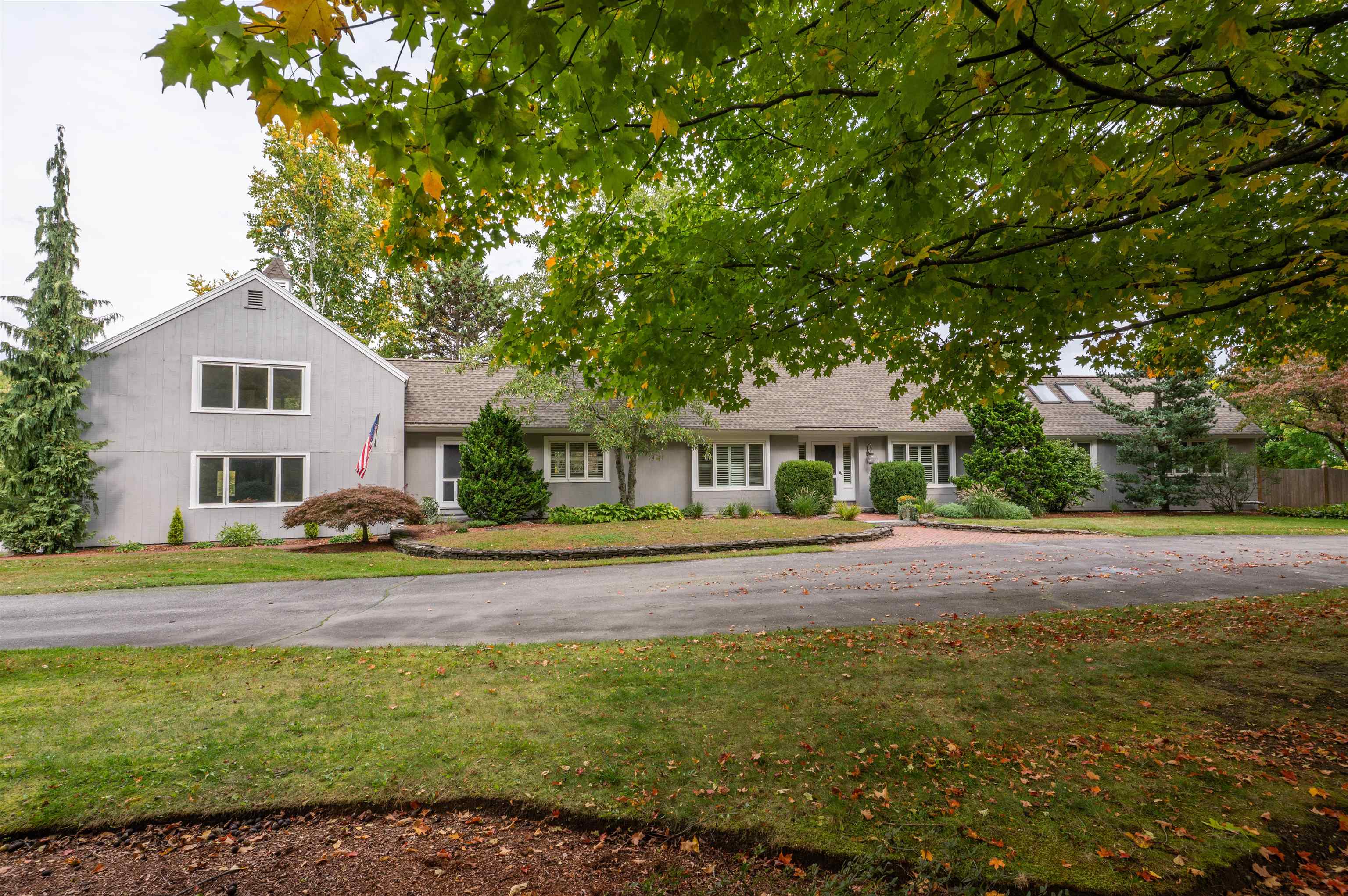 64 Richardson Road — photo