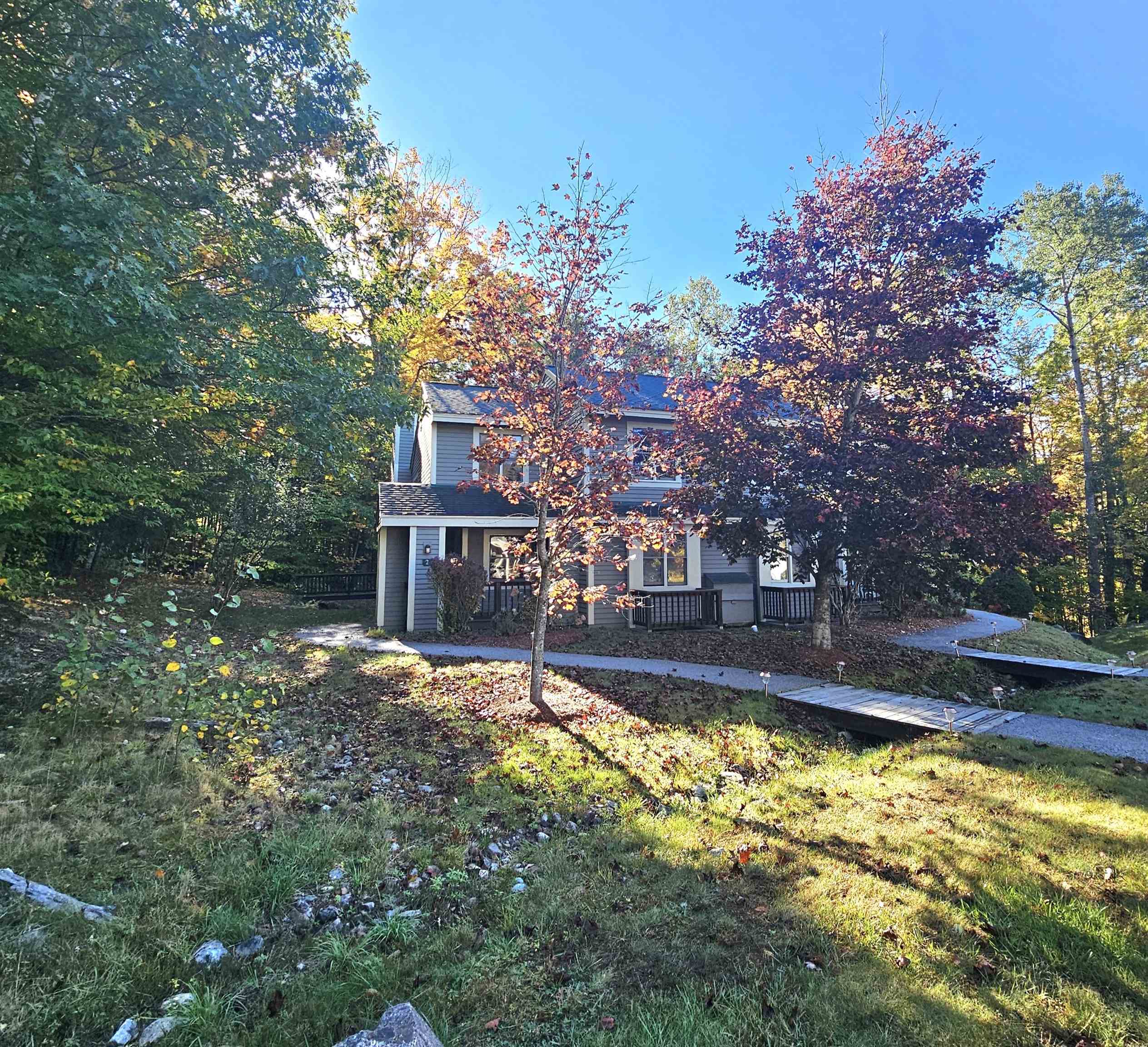 16 Hillside Circle — photo