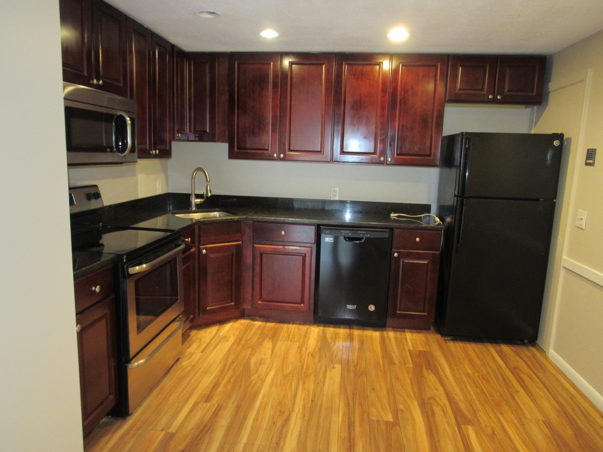 97 East Broadway, Derry, NH 03038 — photo 2