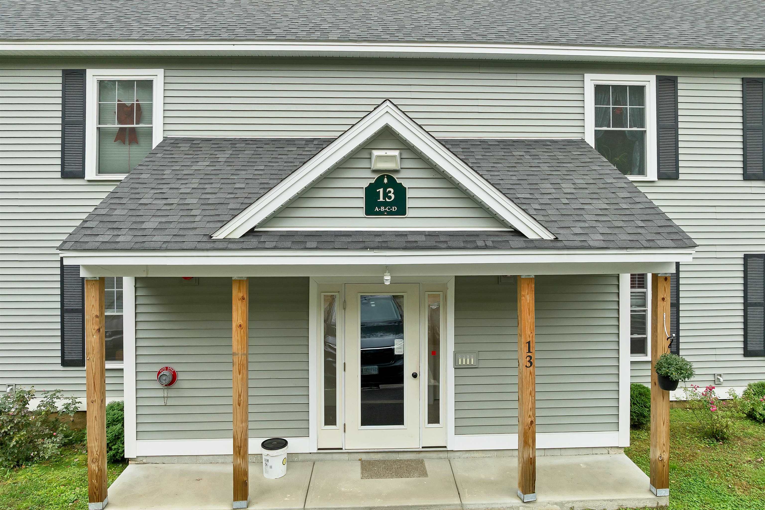 13 Miami Way, Rochester, NH 03867 — photo 2