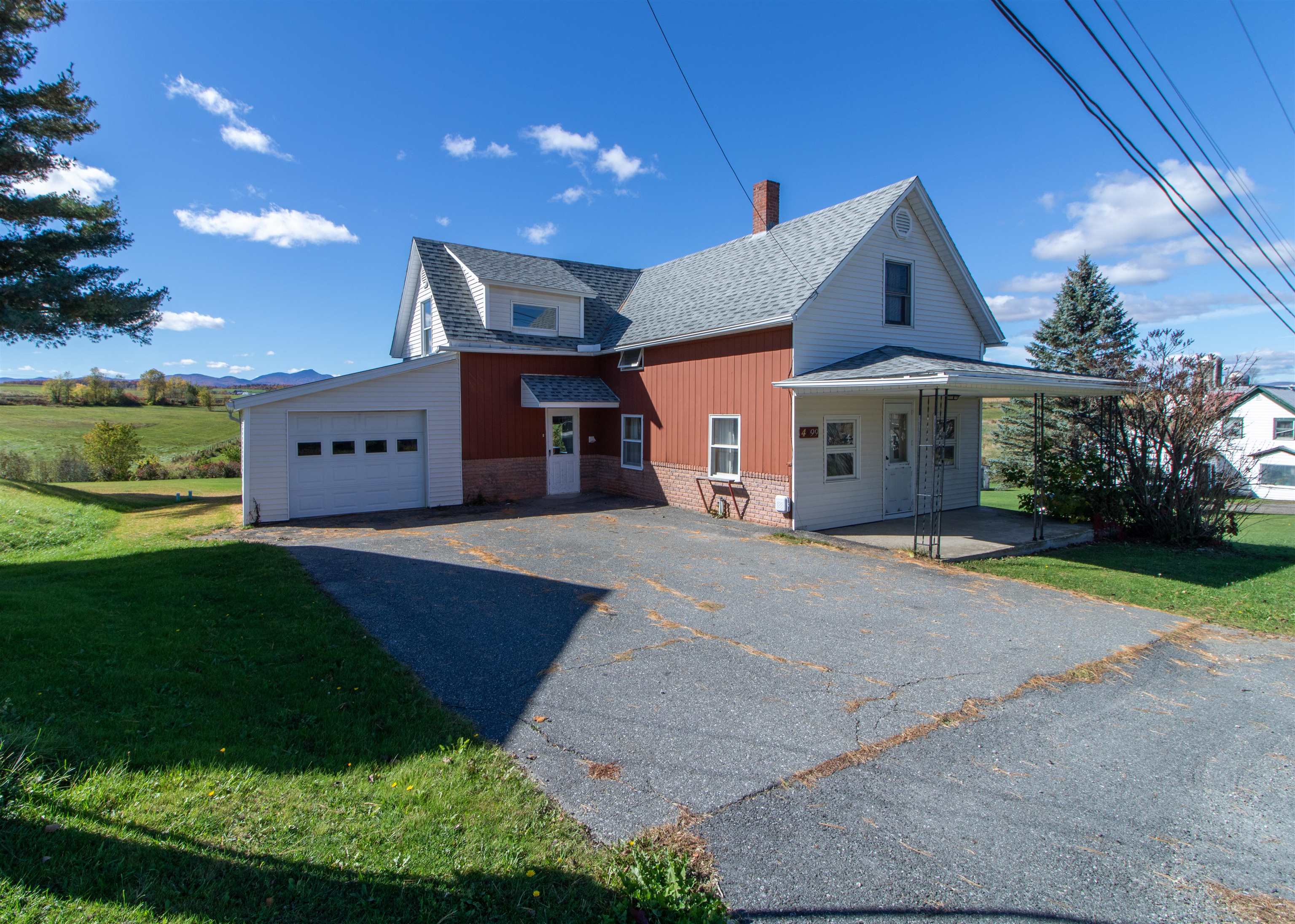 4299 Vt Route 105 — photo