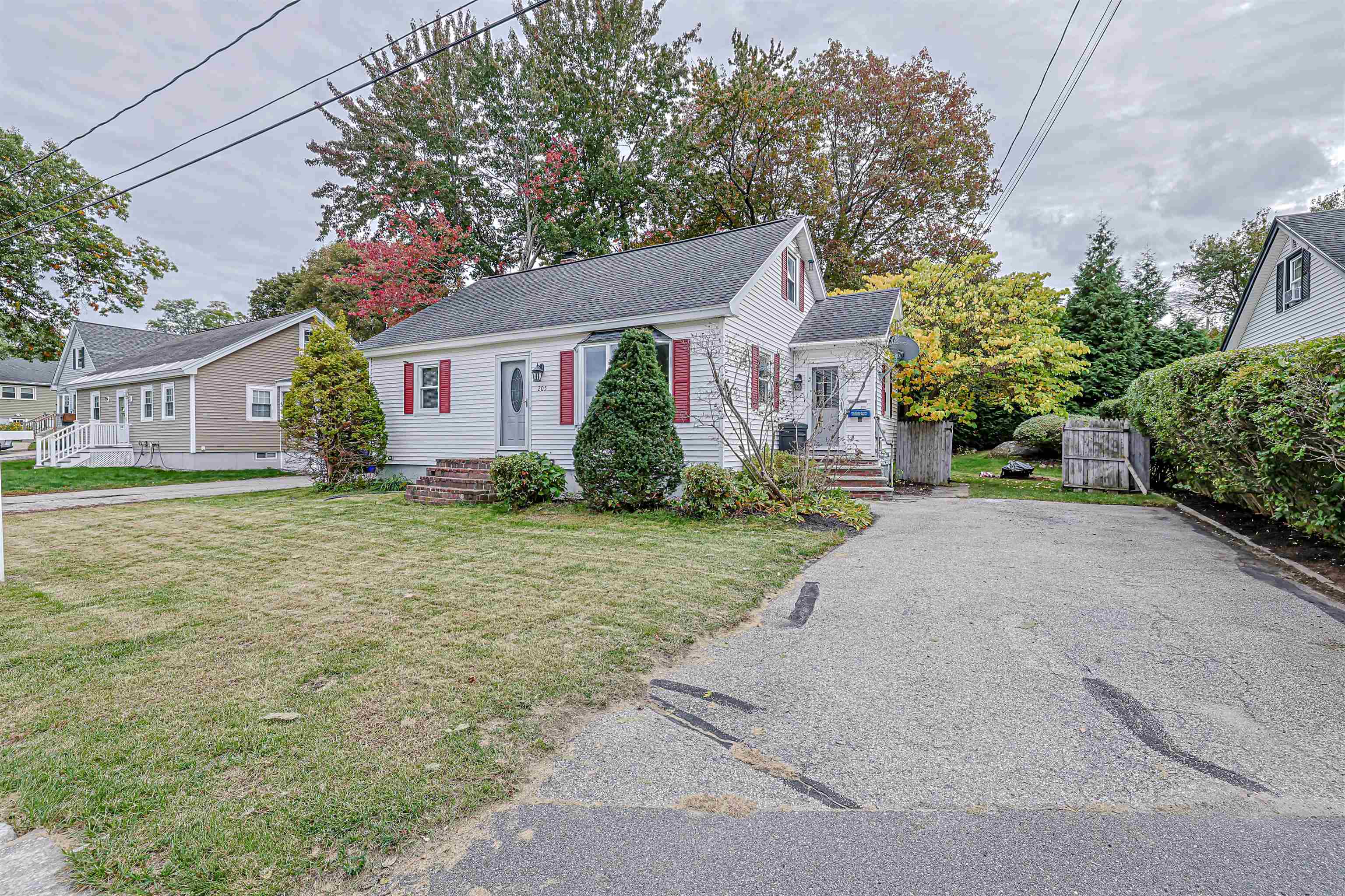 205 Bourne Street — photo