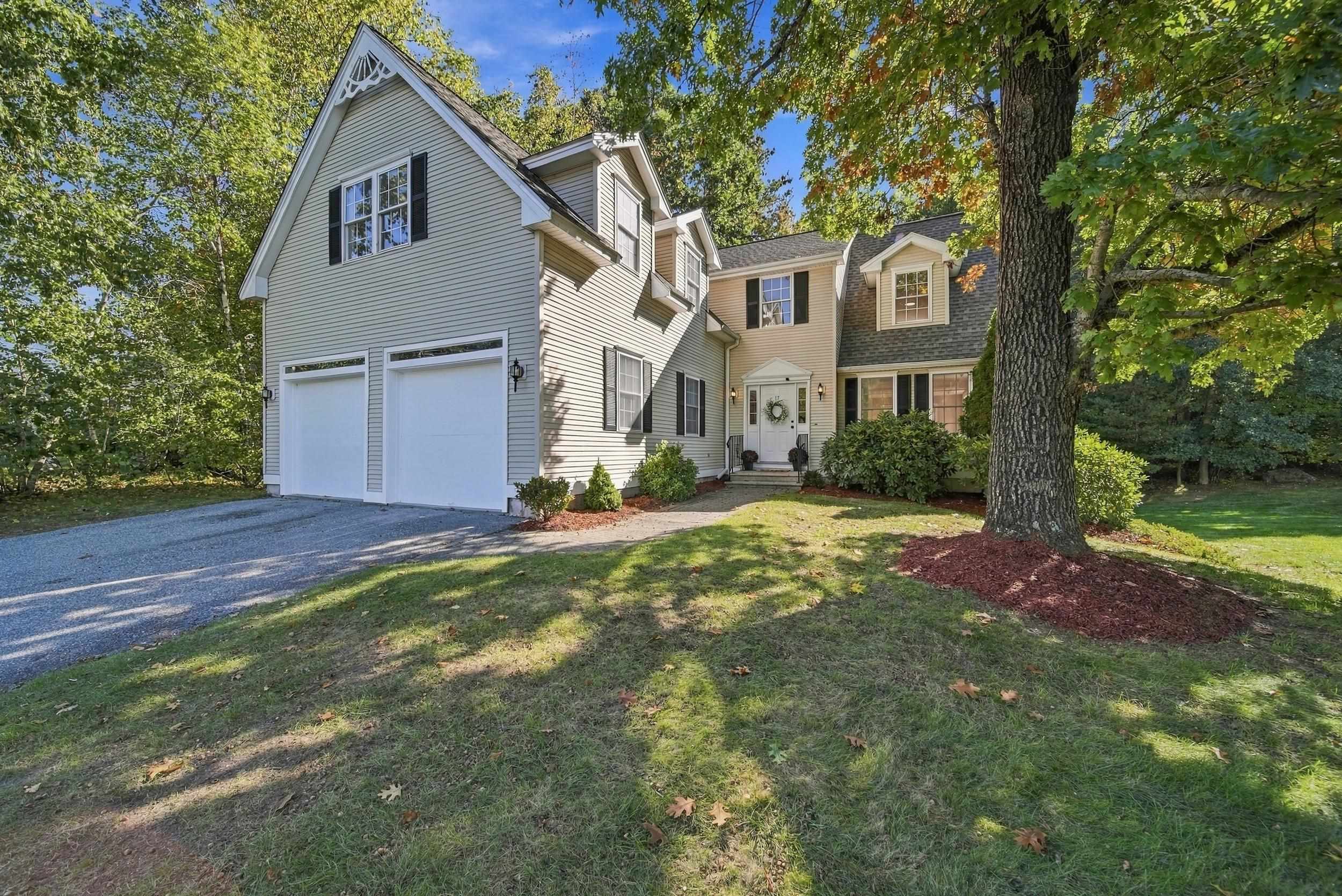 17 Glencliff Way — photo