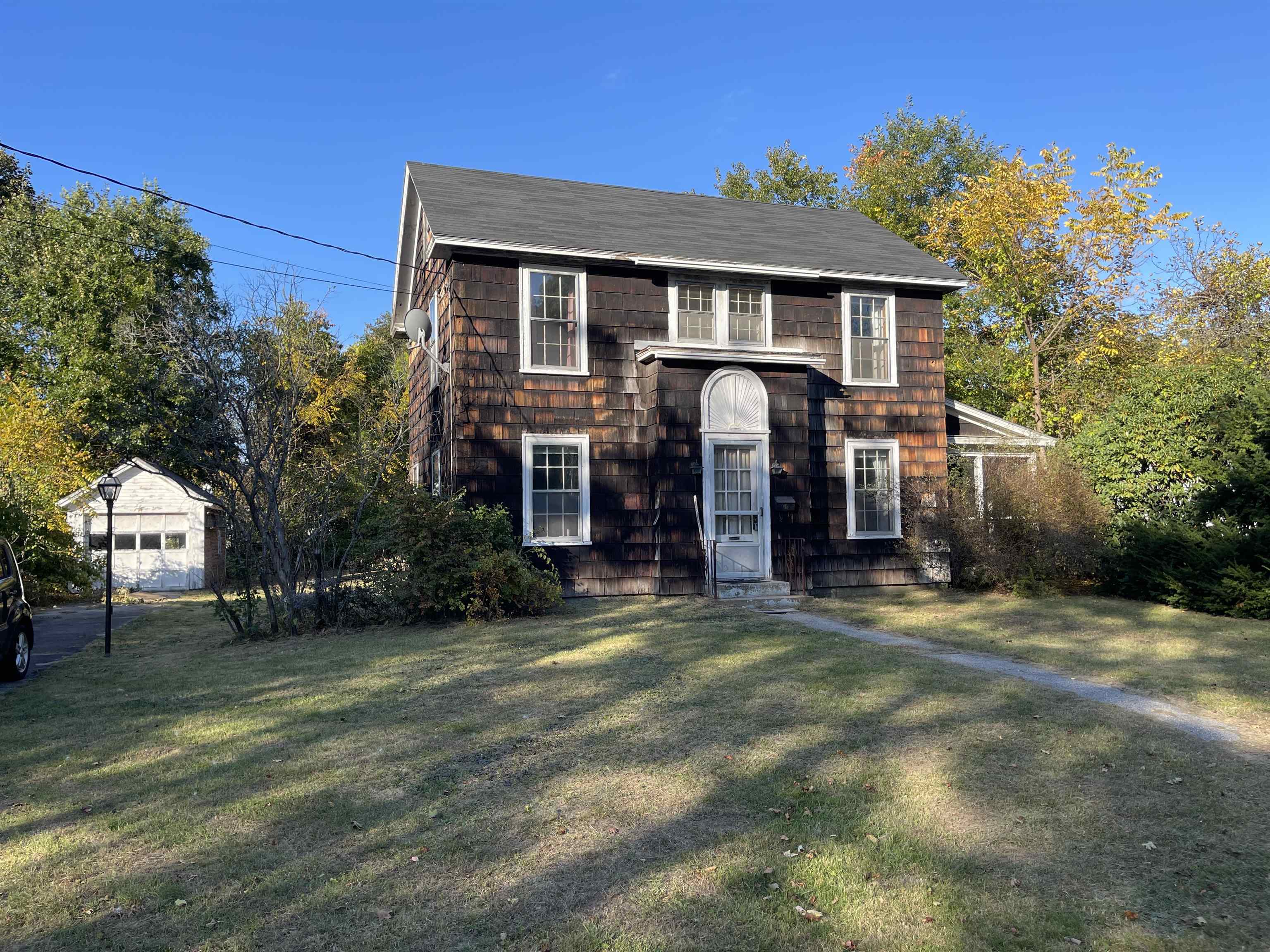 2 Coolidge Avenue — photo